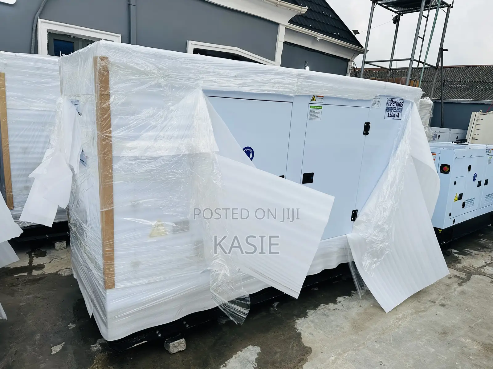 150kva Perkins Soundproof Diesel Generator