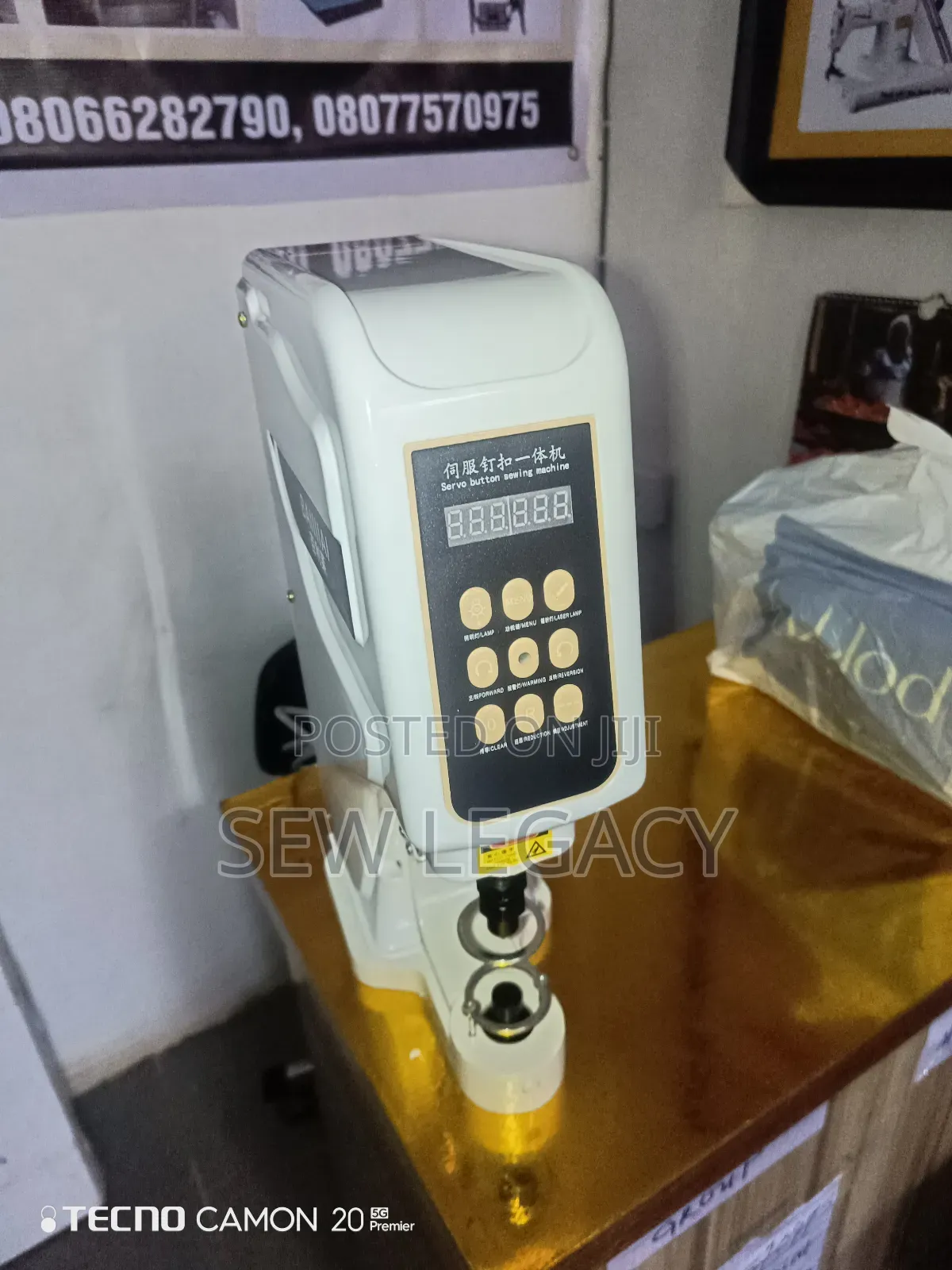 Industrial Button Fixer Machine