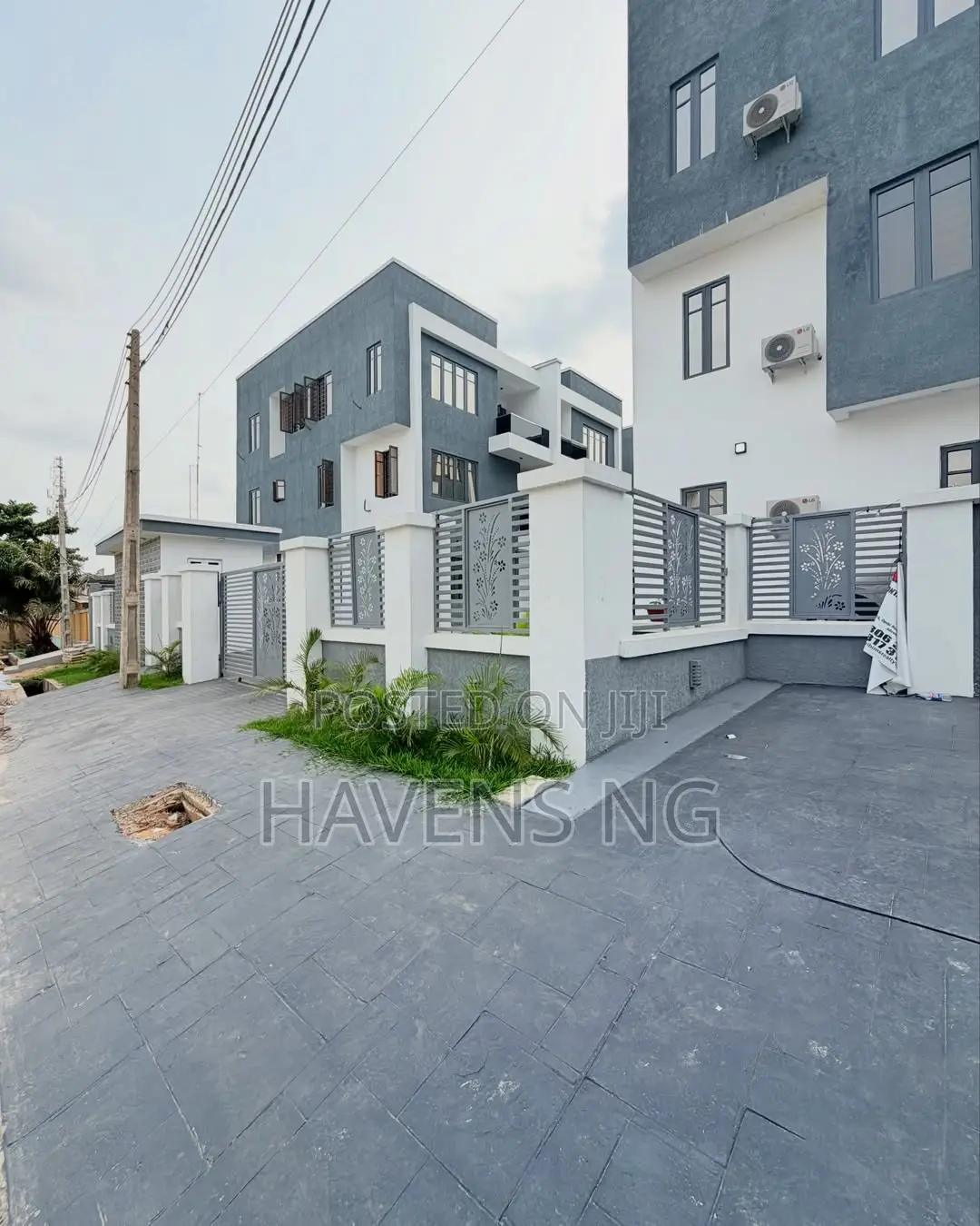 4bdrm Duplex in LSDPC Maryland Estate for sale