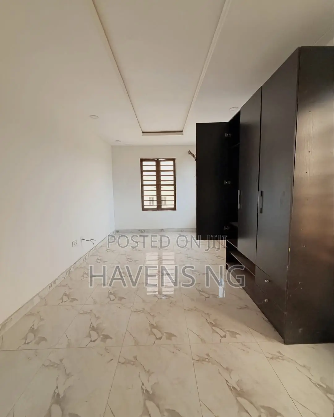 4bdrm Duplex in LSDPC Maryland Estate for sale
