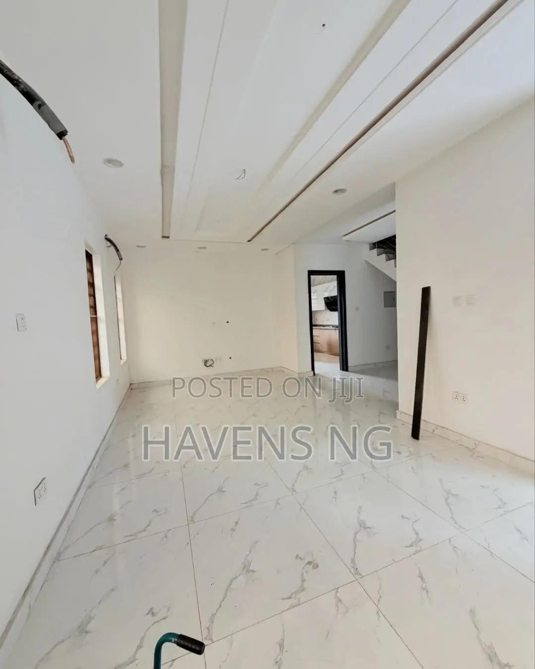 4bdrm Duplex in LSDPC Maryland Estate for sale