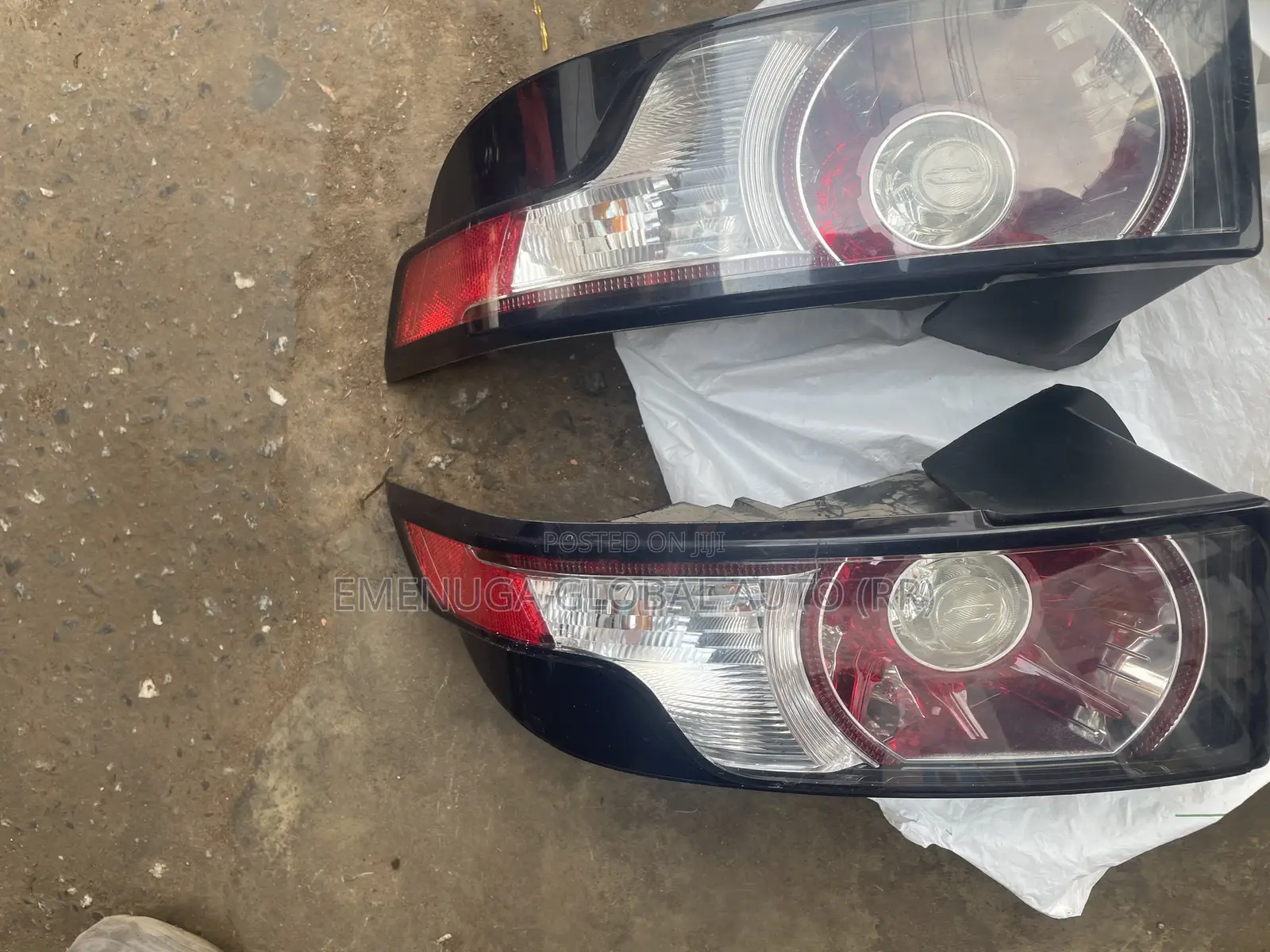 Back Light Evoque 2012
