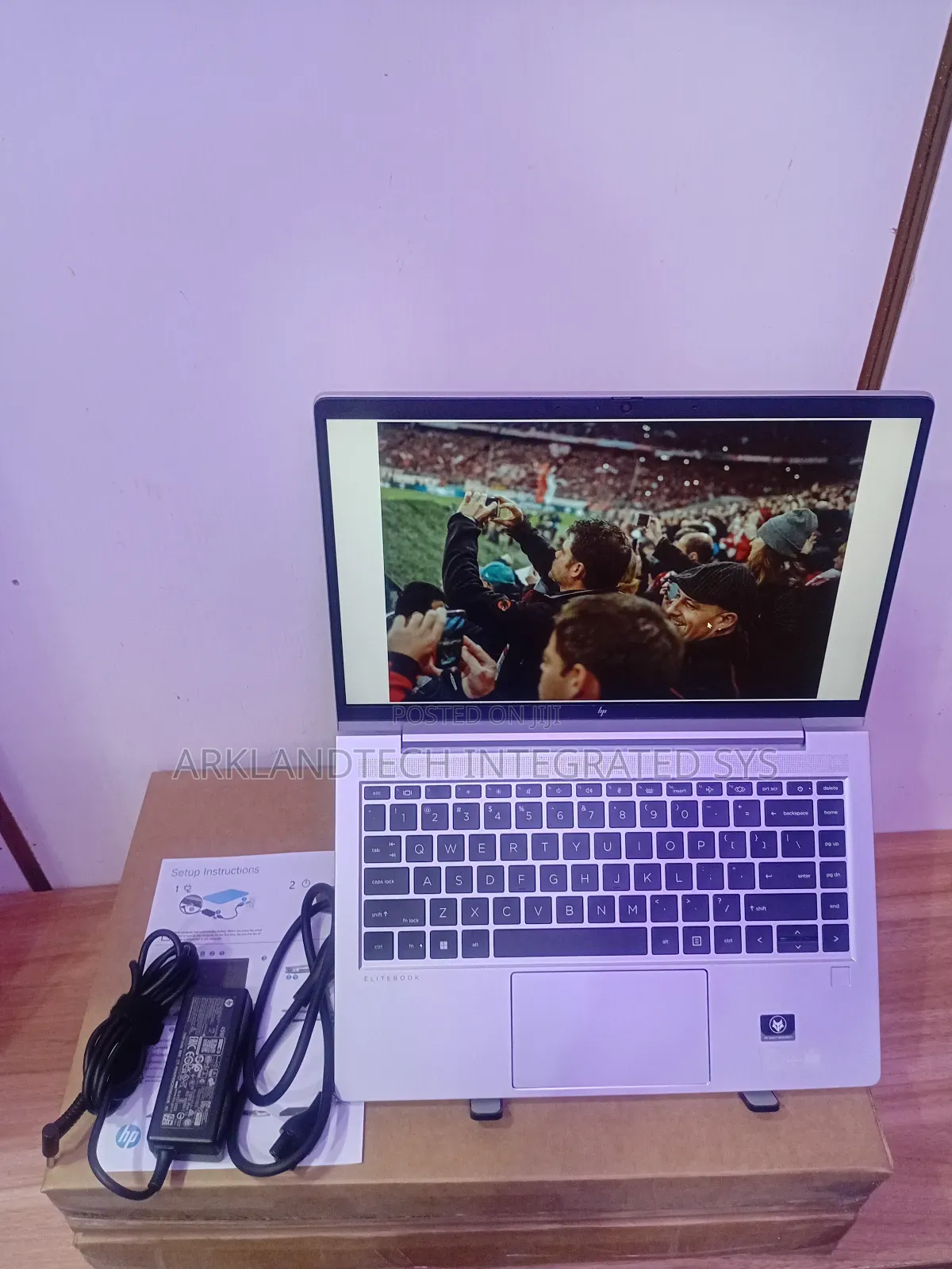 New Laptop HP 250 G8 16GB AMD Ryzen 5 SSD 256GB