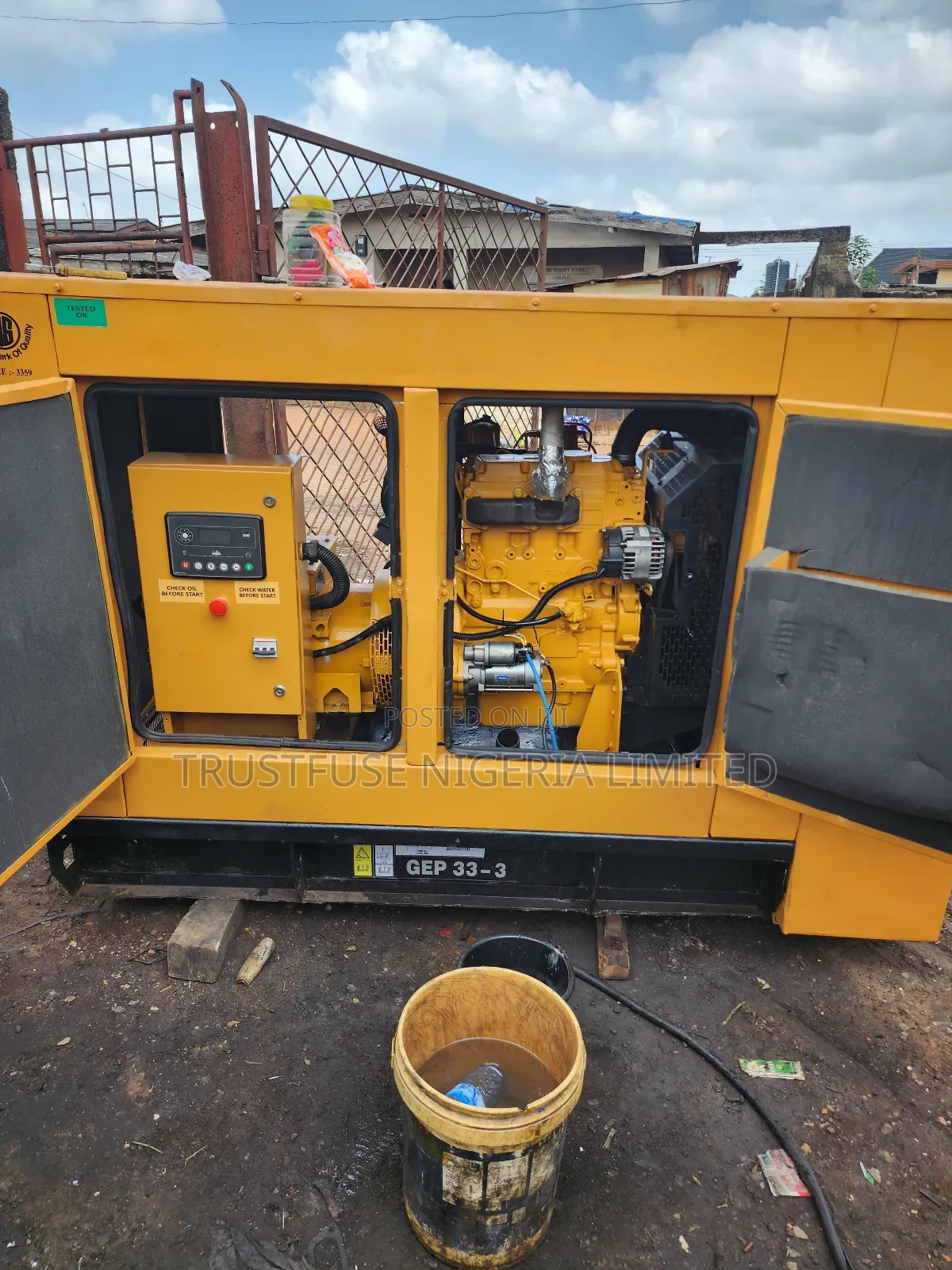 33 Kva New Model Mantrac Cat Ecoplus Uk Perkins Soundproof Generator