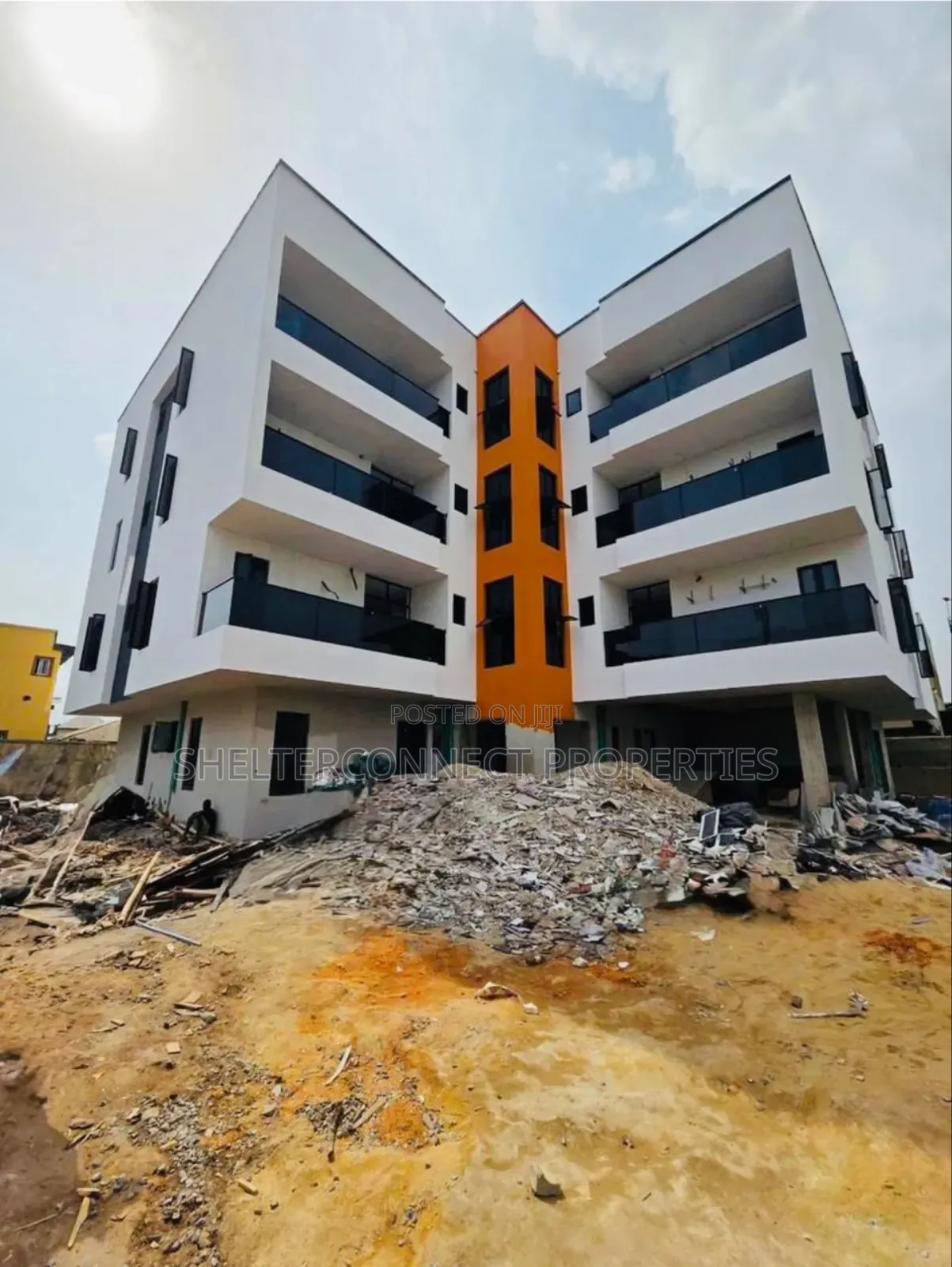 3bdrm Apartment in Ikeja GRA for sale
