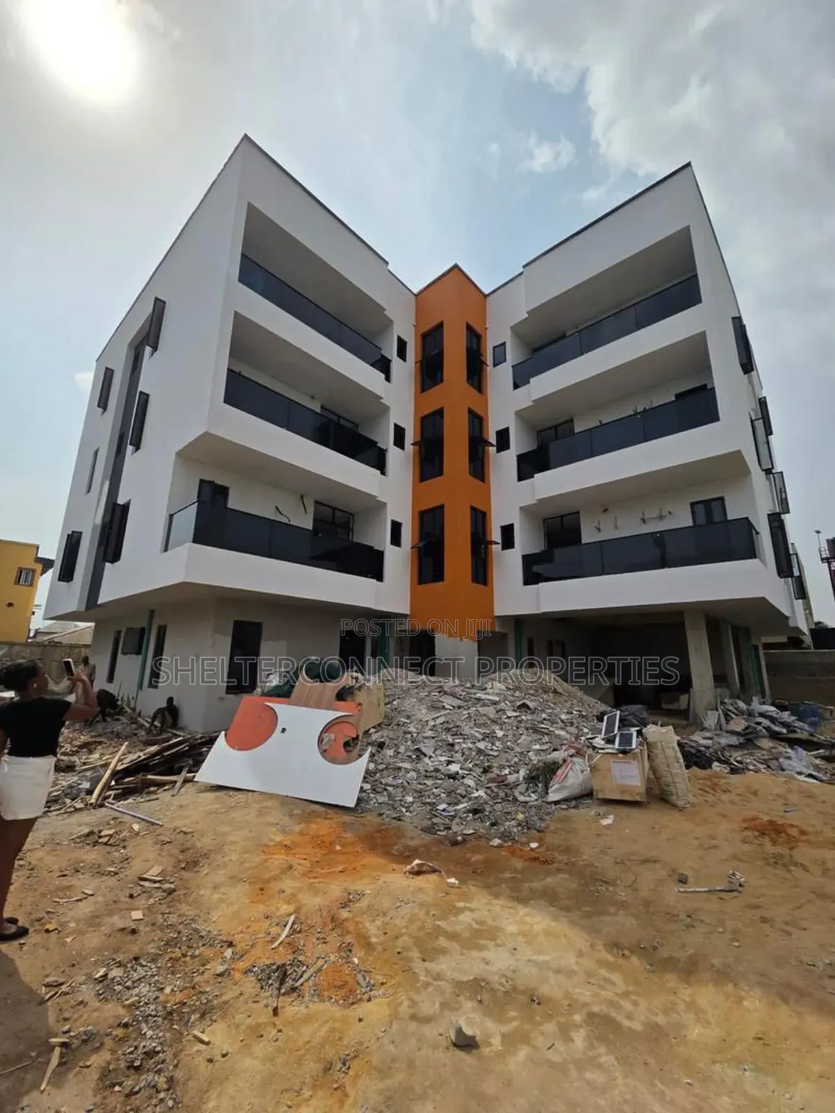 3bdrm Apartment in Ikeja GRA for sale