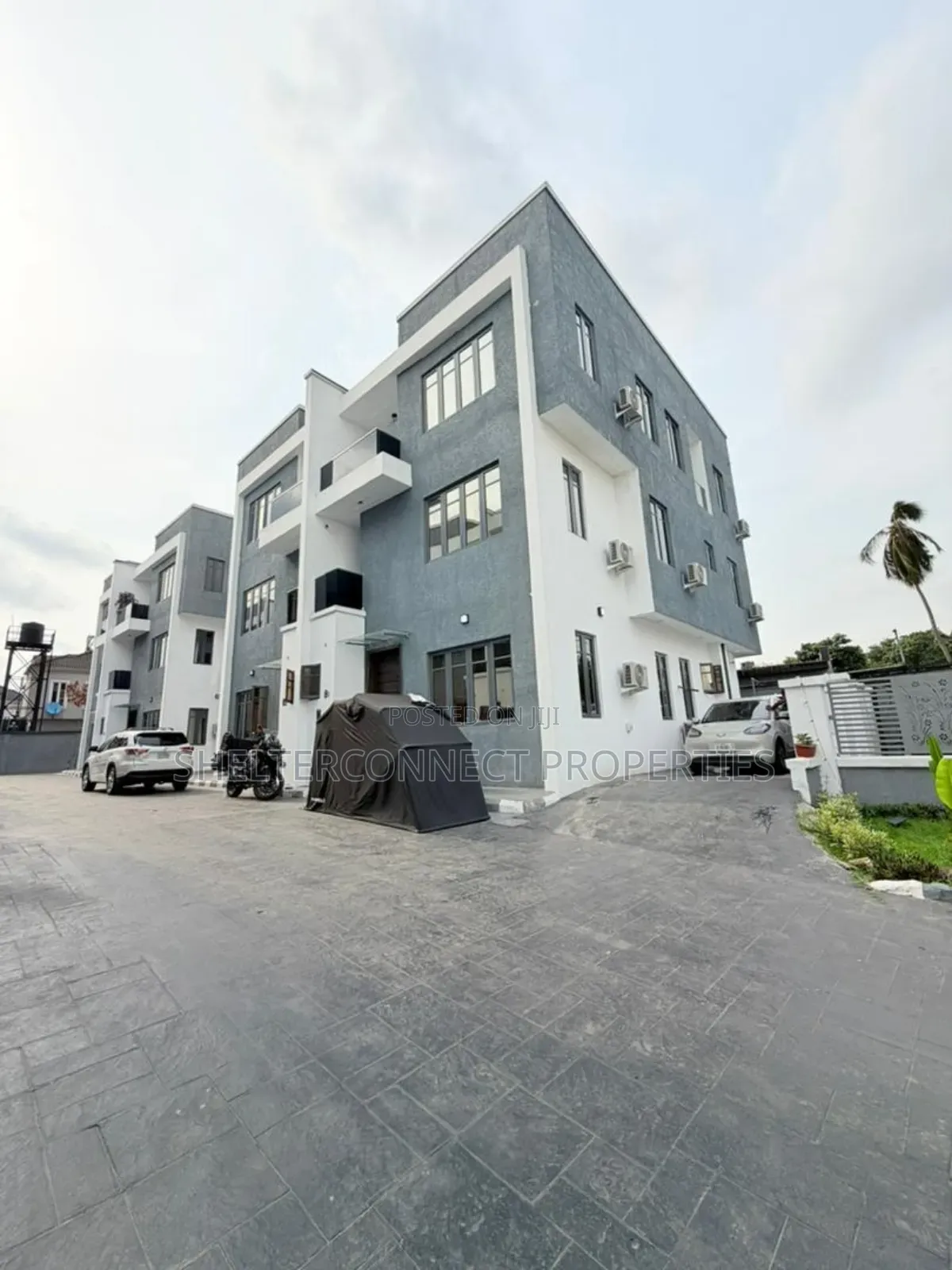 4bdrm Duplex in LSDPC Maryland Estate for sale
