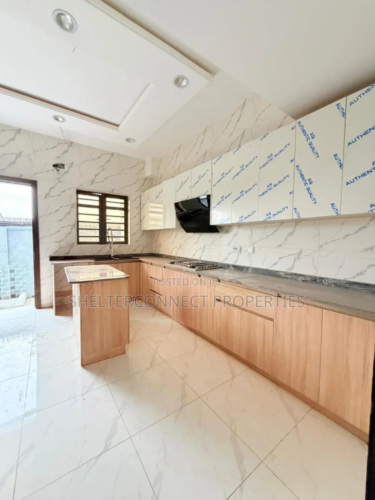 4bdrm Duplex in LSDPC Maryland Estate for sale