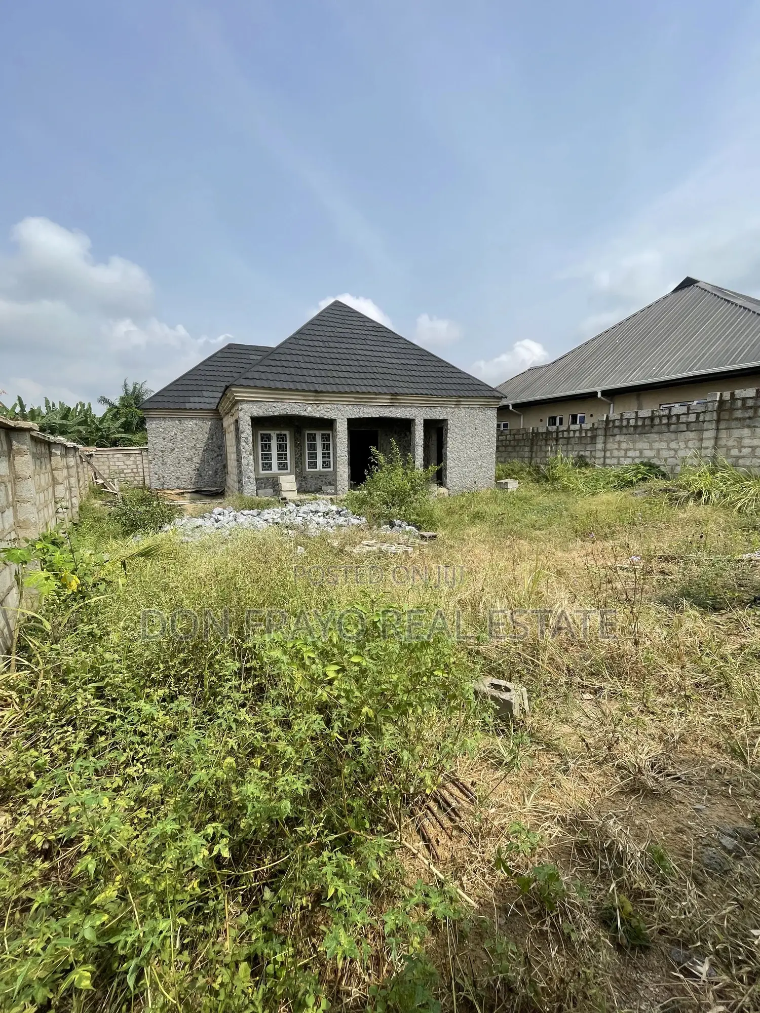 2bdrm Bungalow in Sheu Ologuneru for sale