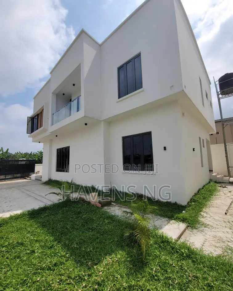 4bdrm Duplex in Basorun for sale