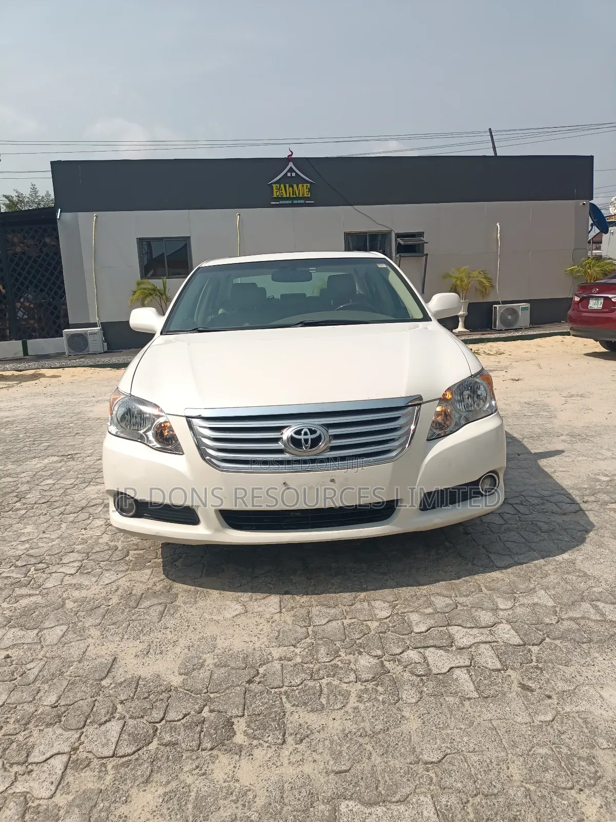 Toyota Avalon XLS Sedan FWD (3.5L 6cyl 6A) 2008 White