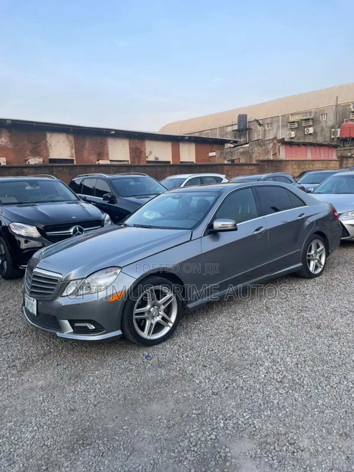 Mercedes-Benz E350 Base 4Matic Sedan AWD (3.5L 6cyl 7A) 2010 Gray