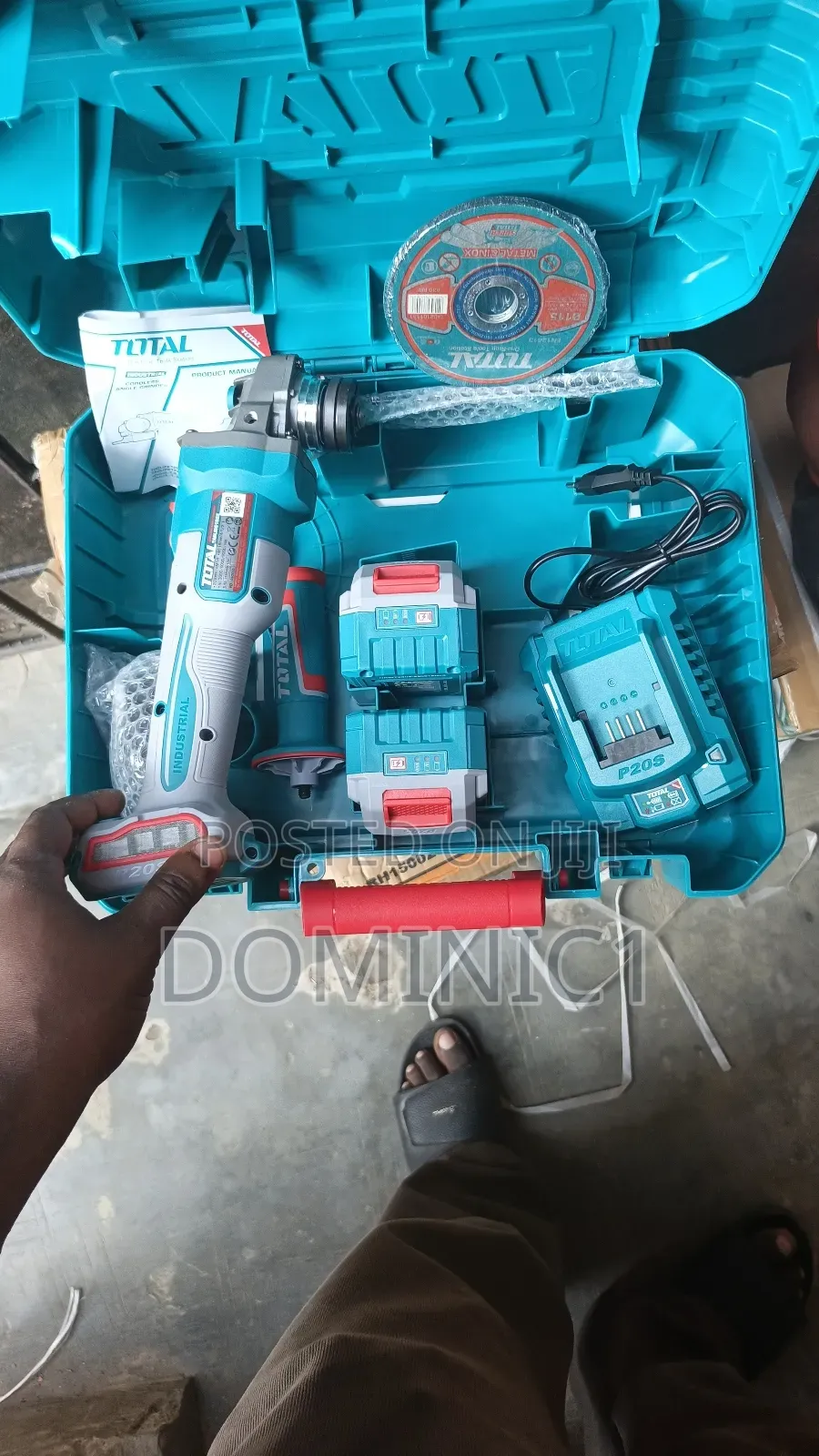 Total Cordless Angle Grinder, Model Tagli261522.
