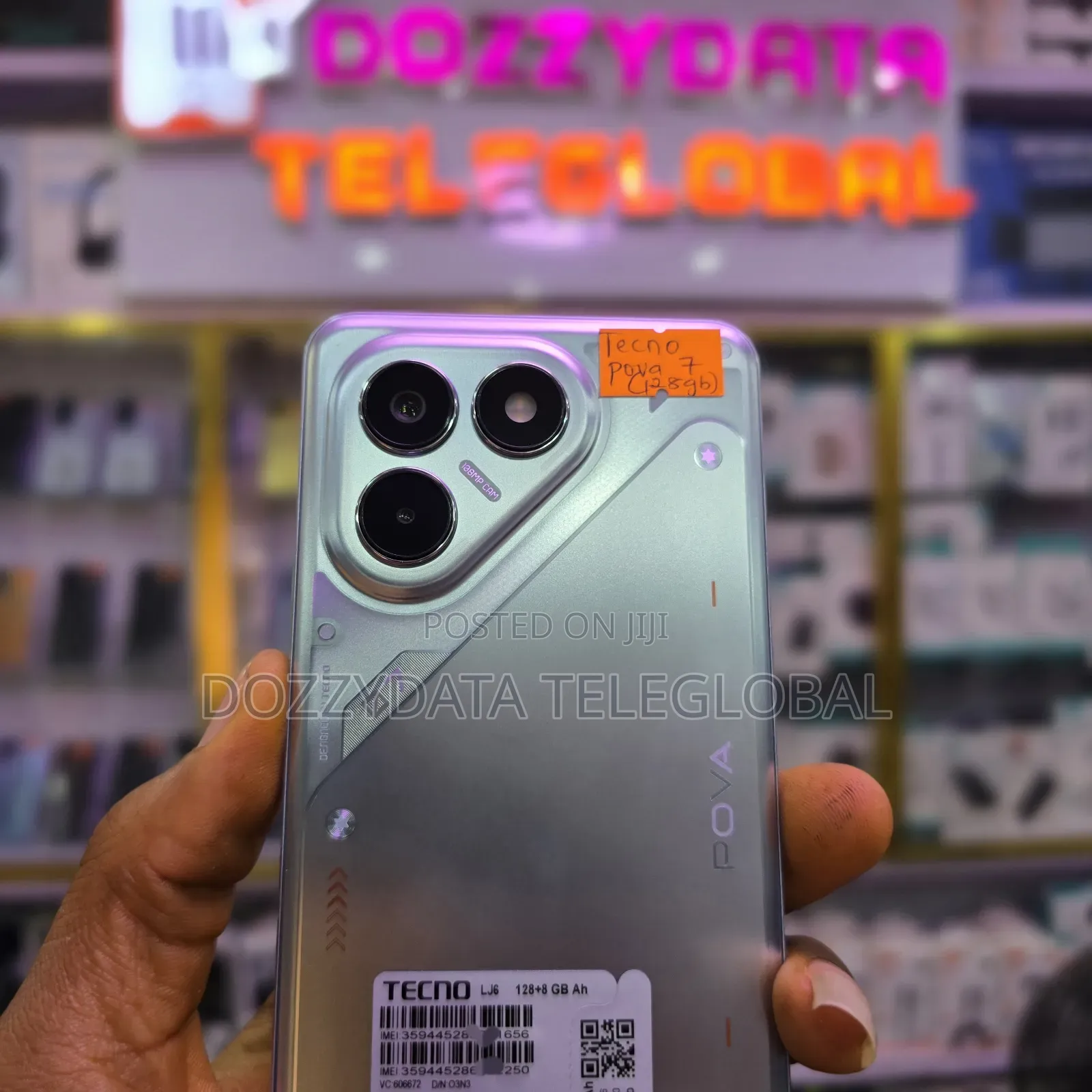 Tecno Pova 7 128 GB Silver