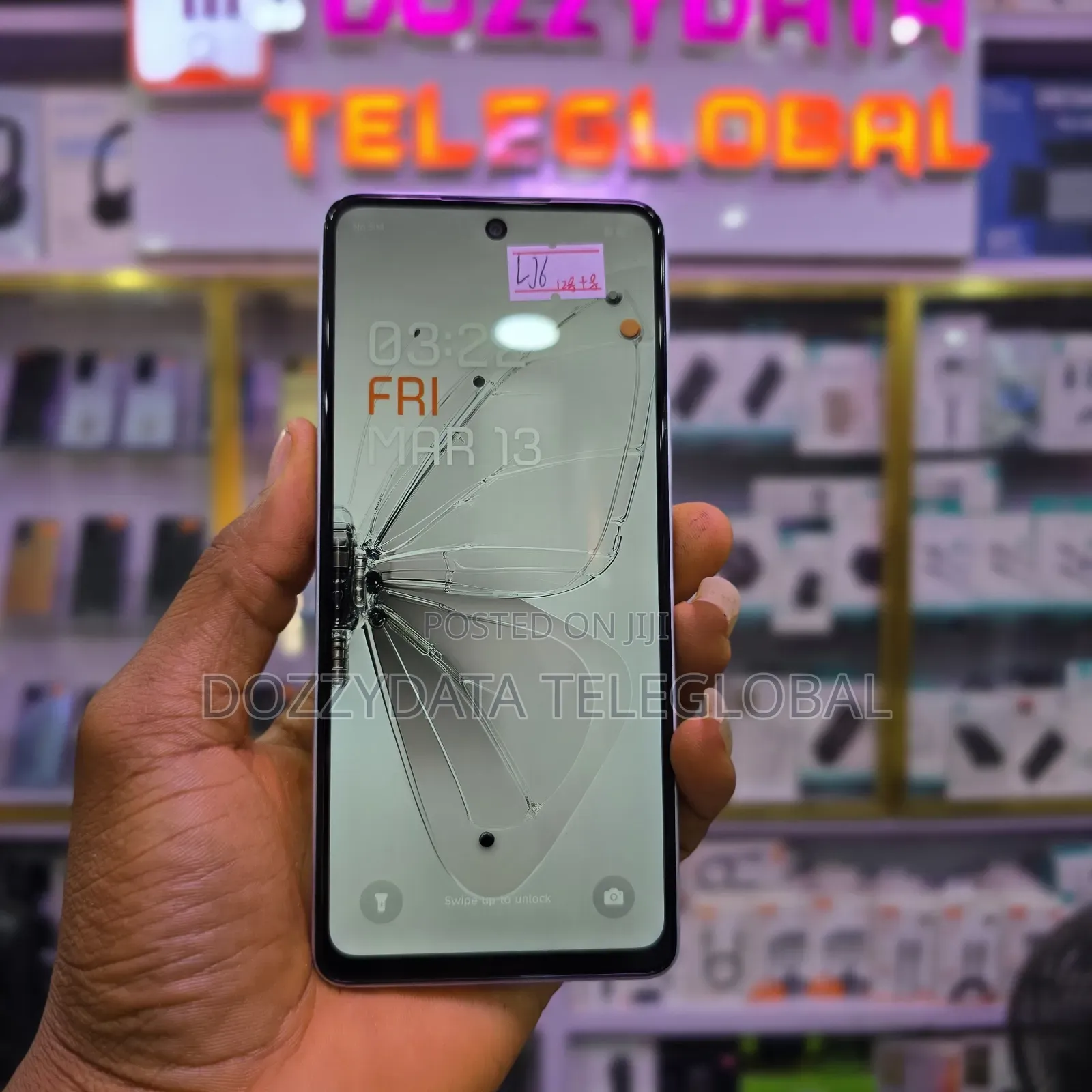 Tecno Pova 7 128 GB Silver