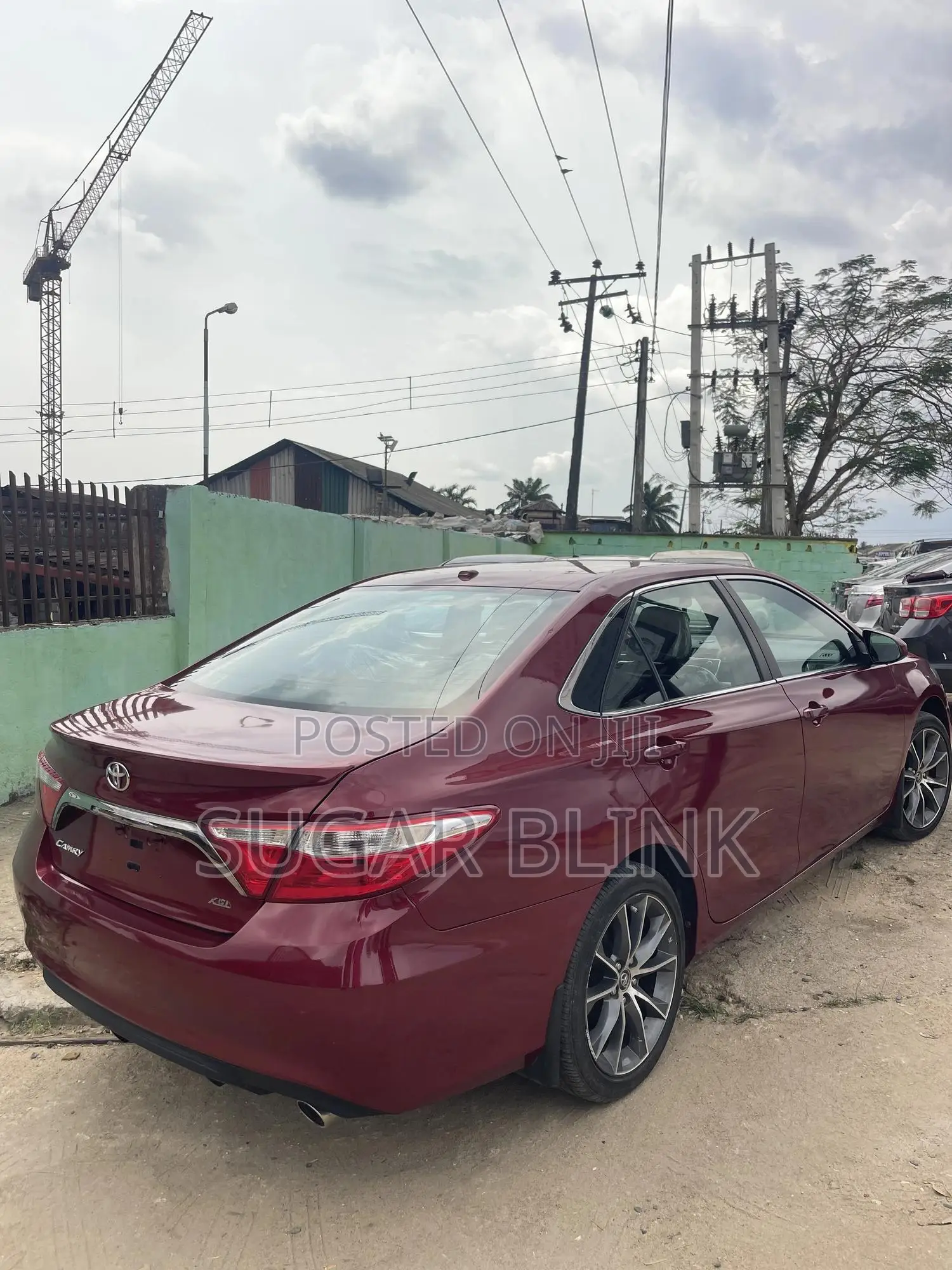 Toyota Camry XLE 4dr Sedan (3.5L 6cyl 6A) 2015 Red