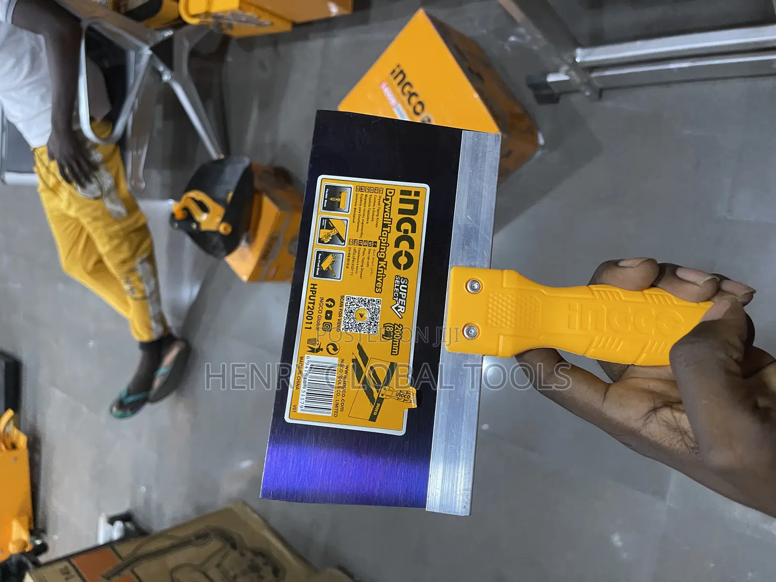 8” Ingco Dry Wall Tapping Knife Plastering Trowel