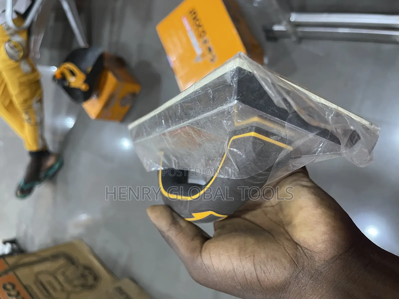Ingco Rubber Groat Trowel