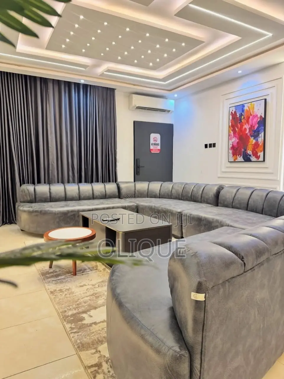 3-Bedroom Shortlet With Swimming Pool