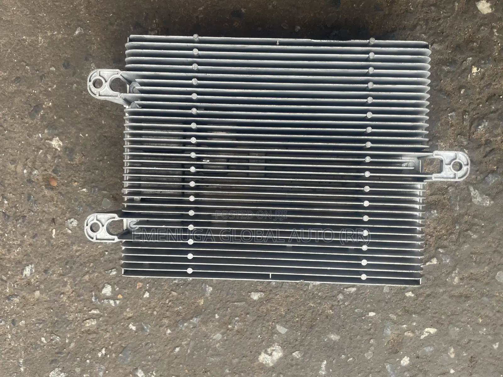 Hybrid Voltage Converter Module