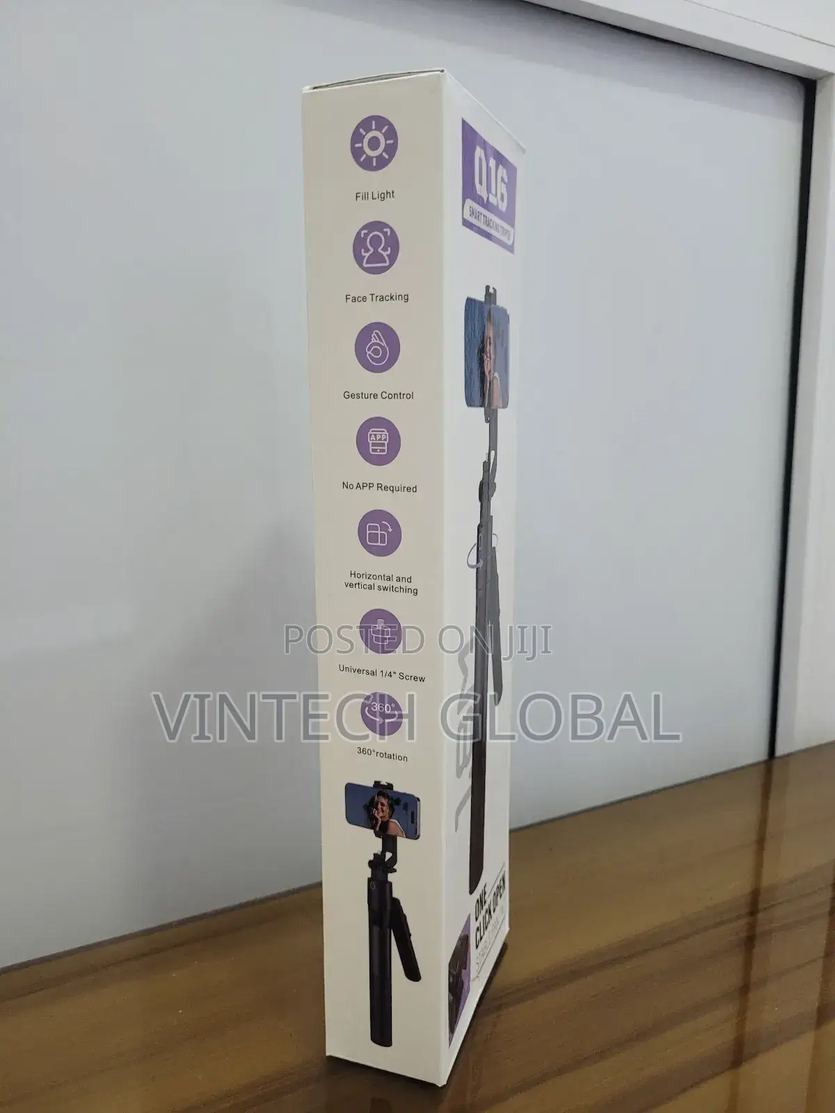 Q16 Smart Tracking Tripod