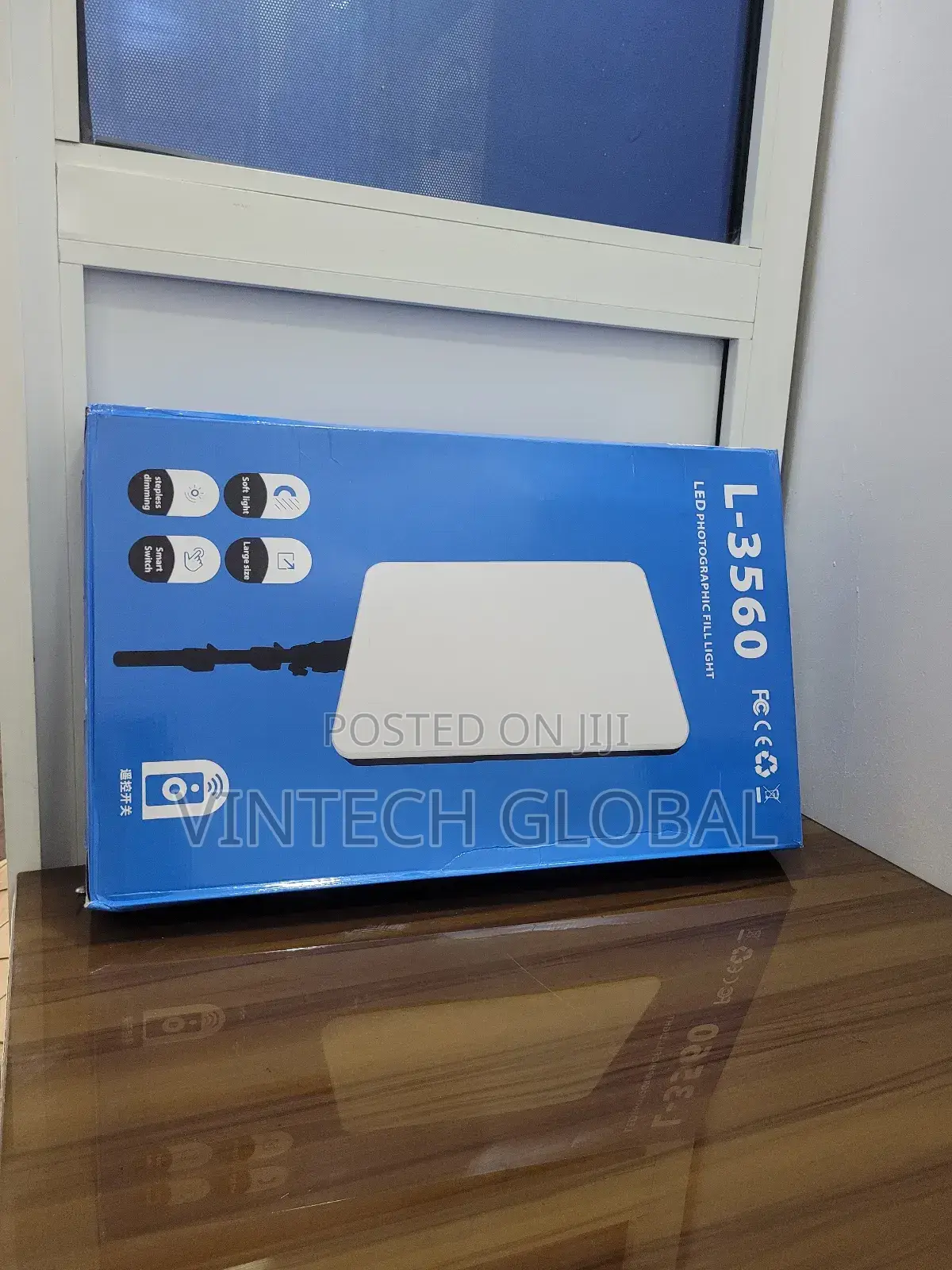 L- 3560 Led Photographic Fill Light