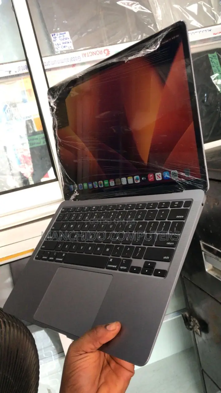 Laptop Apple MacBook Air 2020 8GB Intel Core i3 SSD 128GB