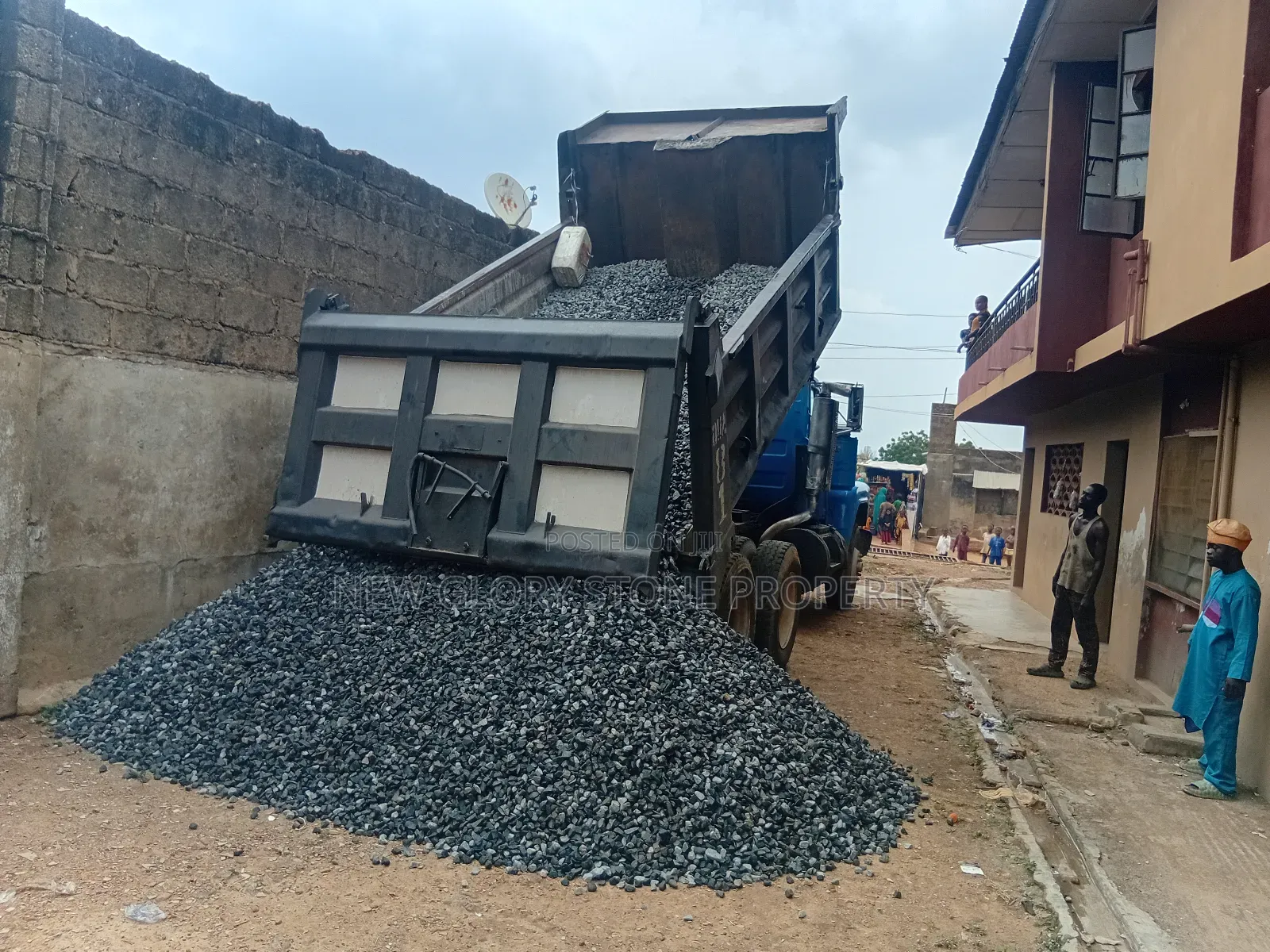 20tons of Granite and Sharp Sand