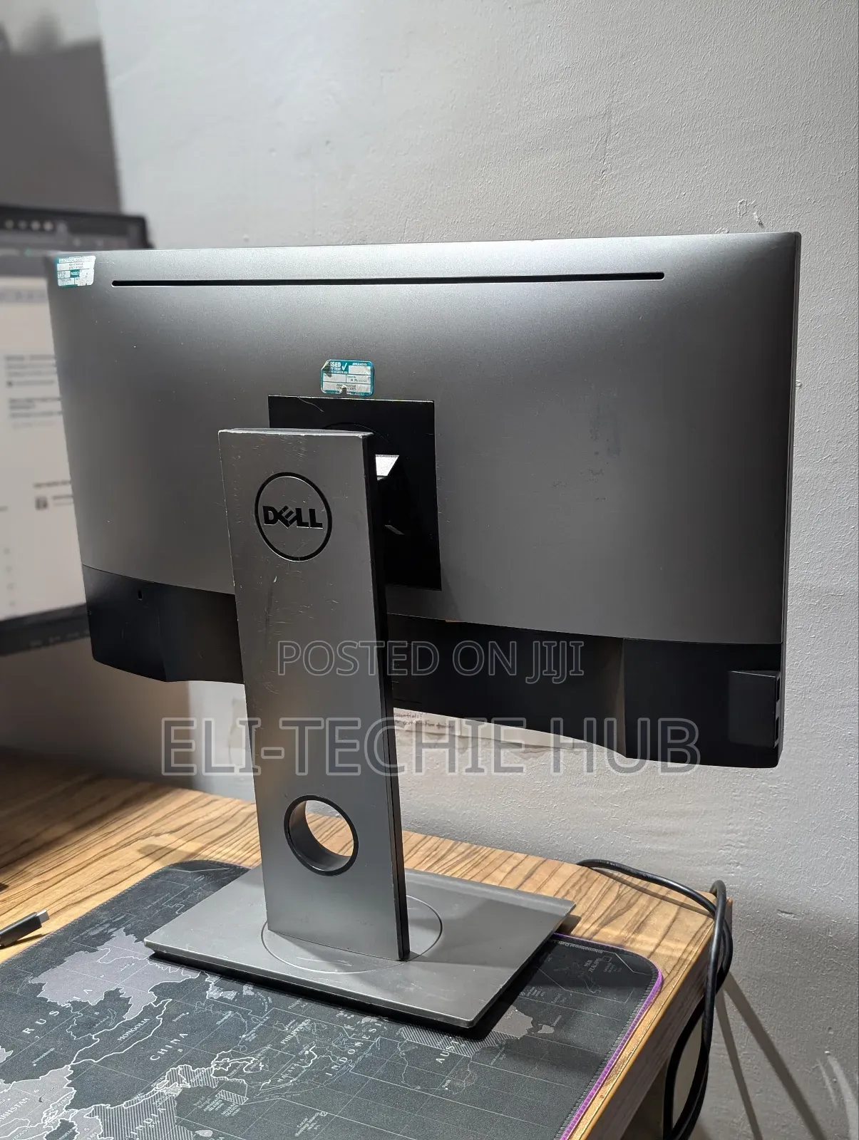 Dell 24 Ultrasharpfhd 1920 X 1080p Bezel-Less Ips Monitor
