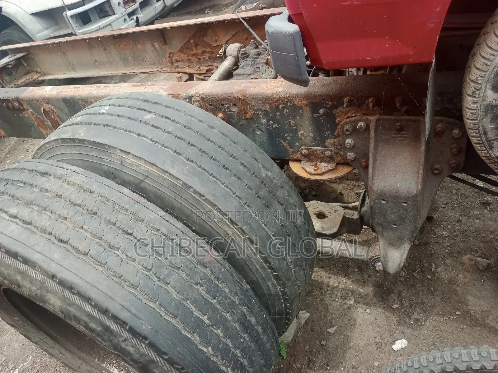 Volvo Fl6 Truck (Cab and Chassis) 6 Tyres