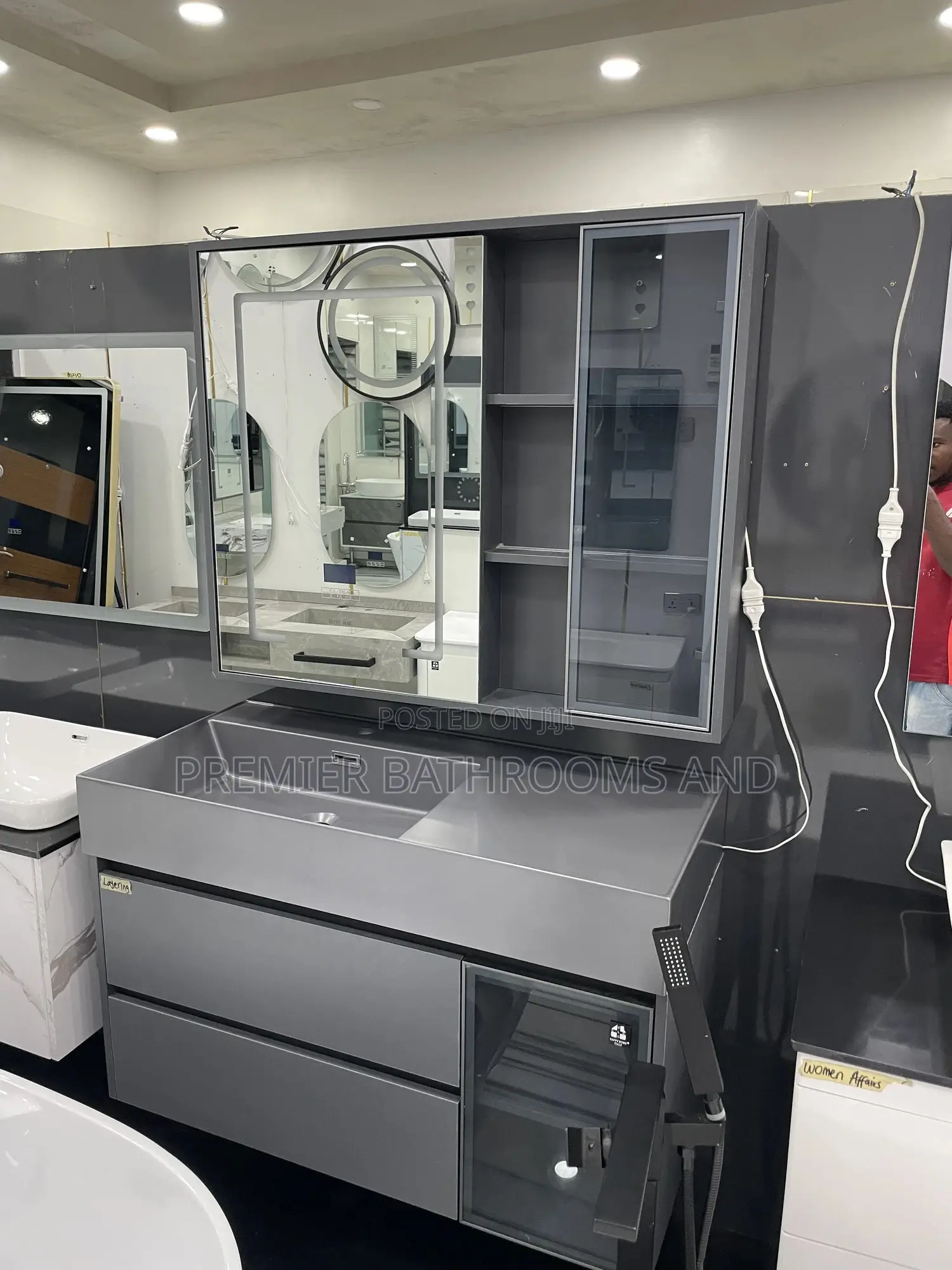 100cm Cabinets With Mirror