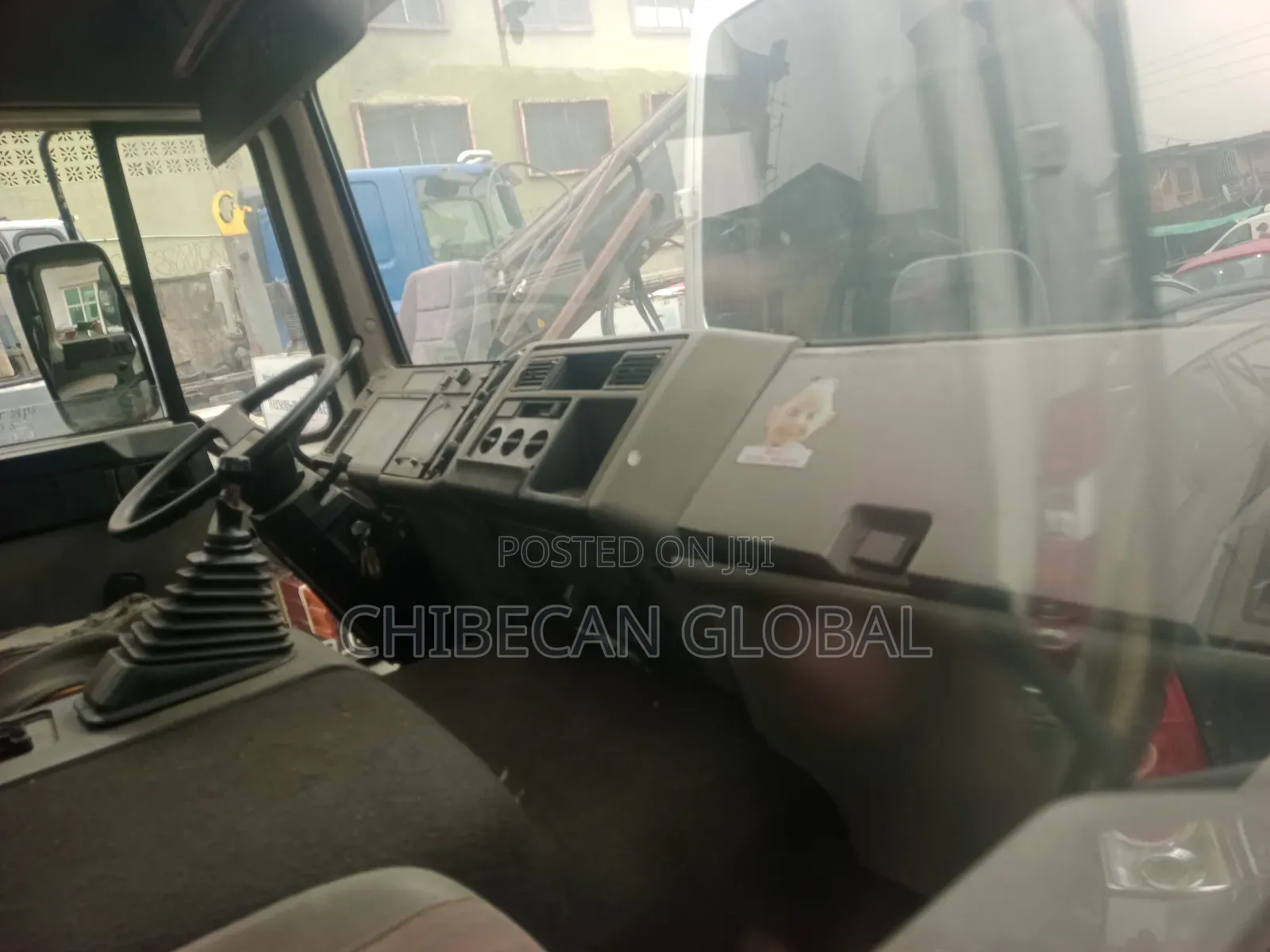 Volvo Fl6 Pick-Up Truck (Foreign Used)