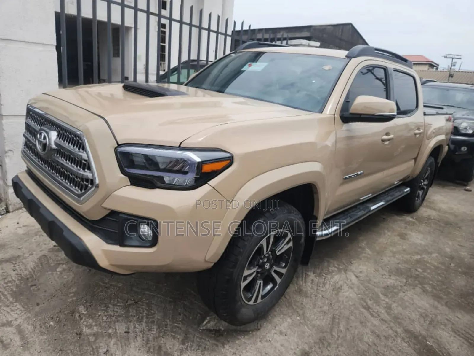 Toyota Tacoma TRD Sport 2017 Beige