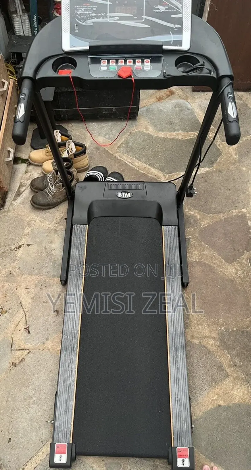 2.5hp With 120kg User Weight, Bluetooth, Dumbbell, Lcd Monitor