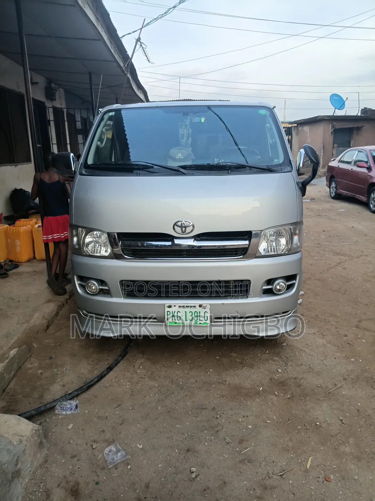 18 Heaters Hiace Bus for Rent