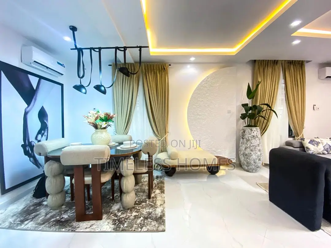 Fresh, Sleek and Luxury 2bedroom Lekki Conservation