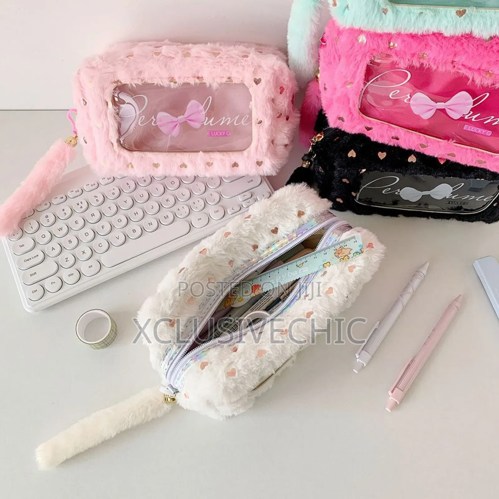Durable Large Capacity Makeup/Toiletries Bag