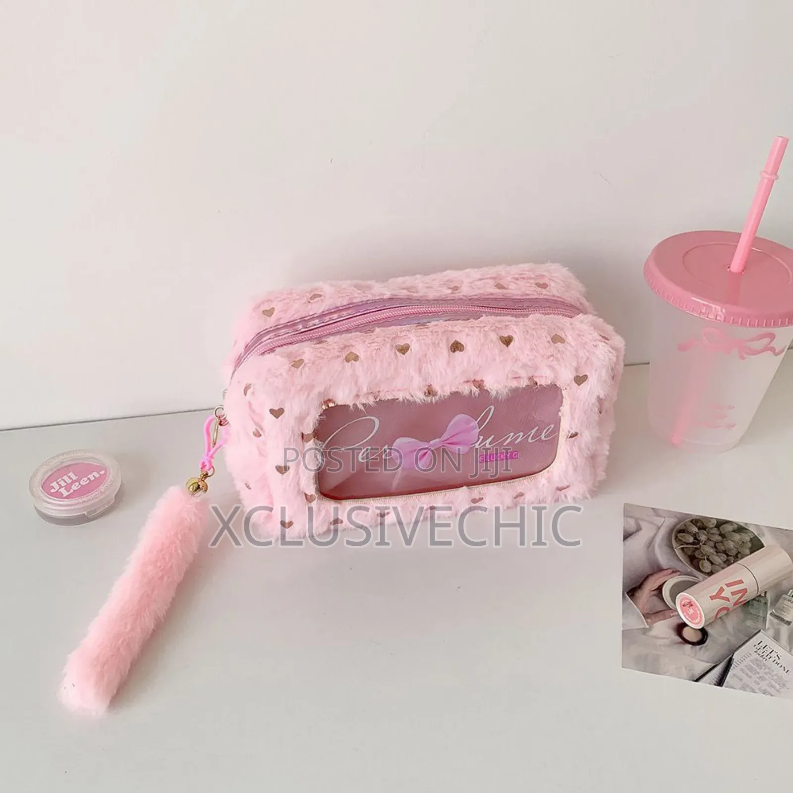 Durable Large Capacity Makeup/Toiletries Bag