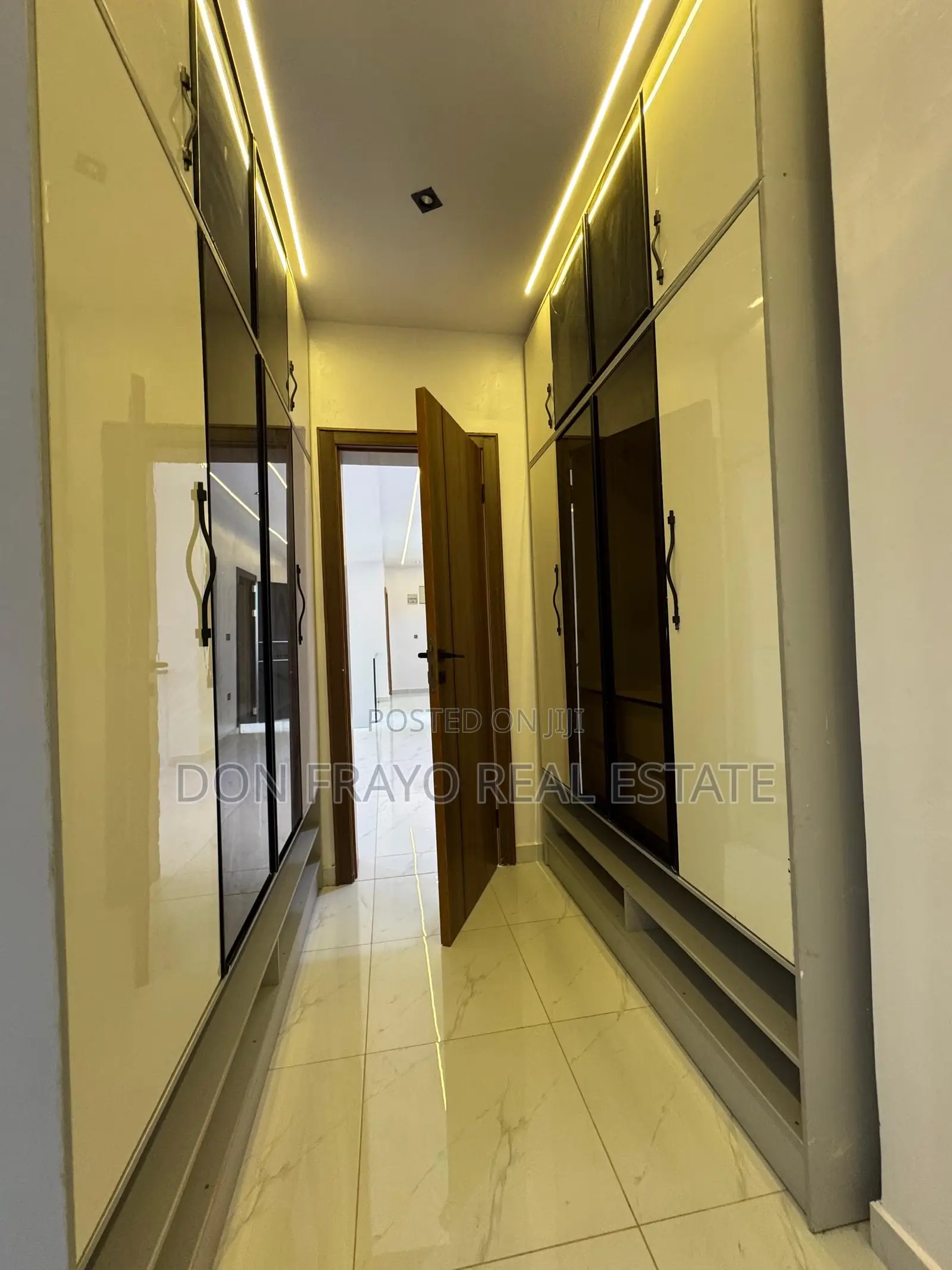 4bdrm Duplex in Carlton Gate Estate, Akobo for sale