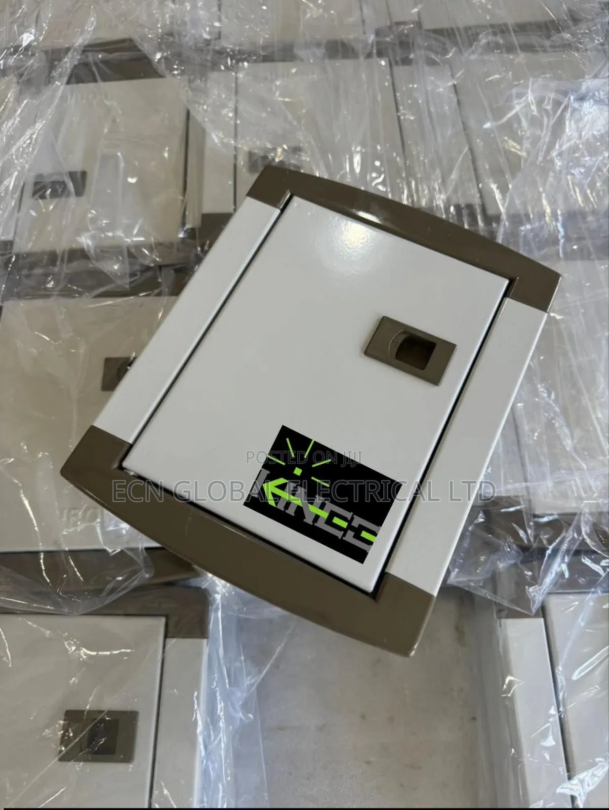 D6 SPN Original Distribution Board