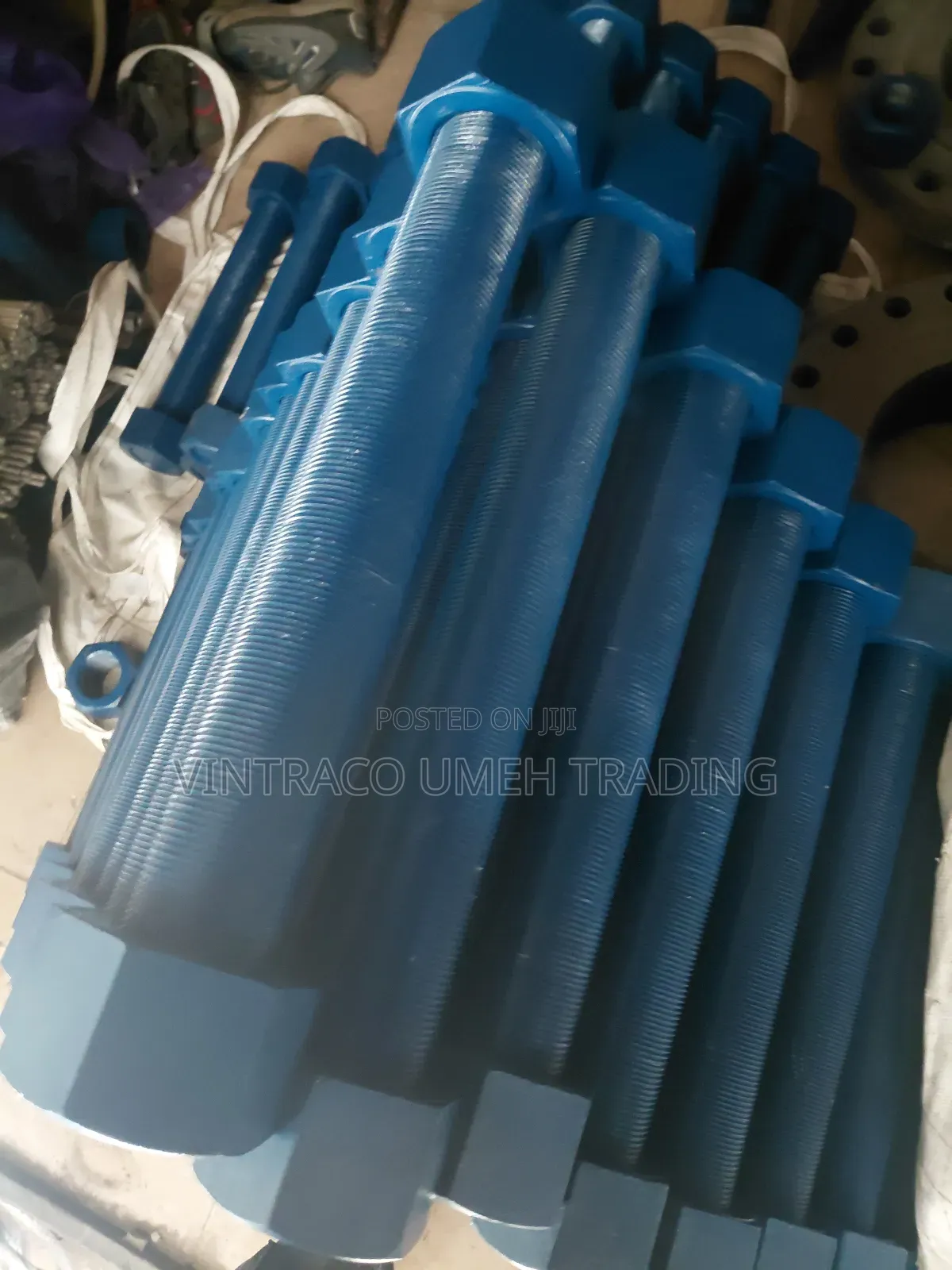 2 1⁄2" X 550mm Stud Bolt And Nut Xylan Coated B7/2h