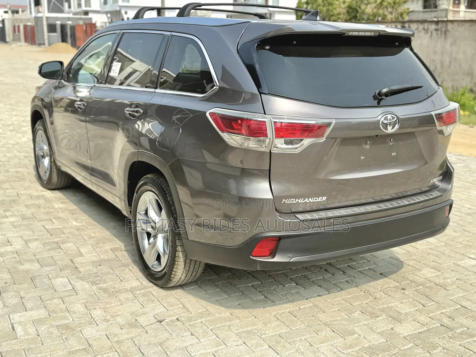 Toyota Highlander Limited Platinum V6 4x2 (3.5L 6cyl 6A) 2016 Gray