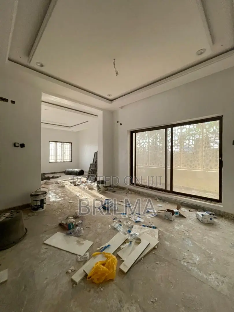 5bdrm House in Life Camp for sale