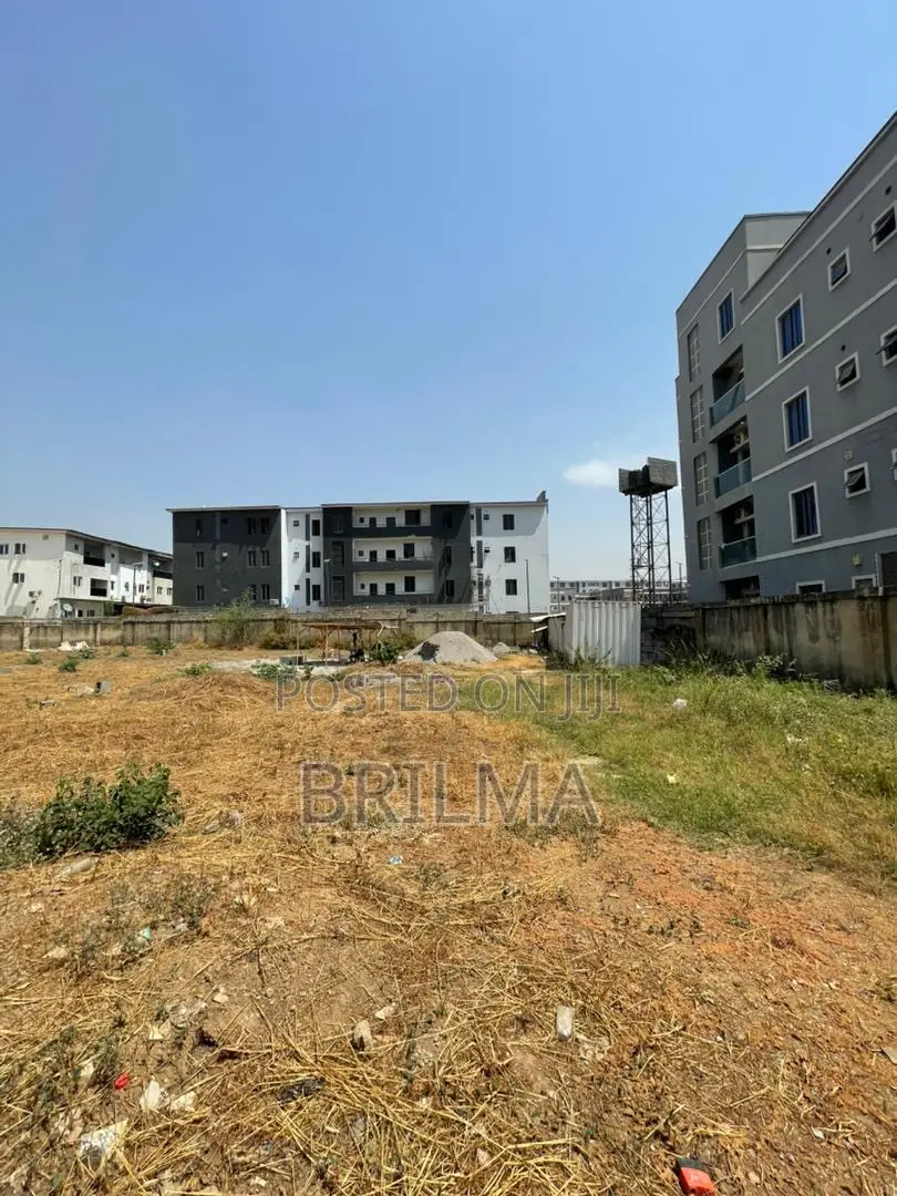 1800 SQM Residential Land in Jahi
