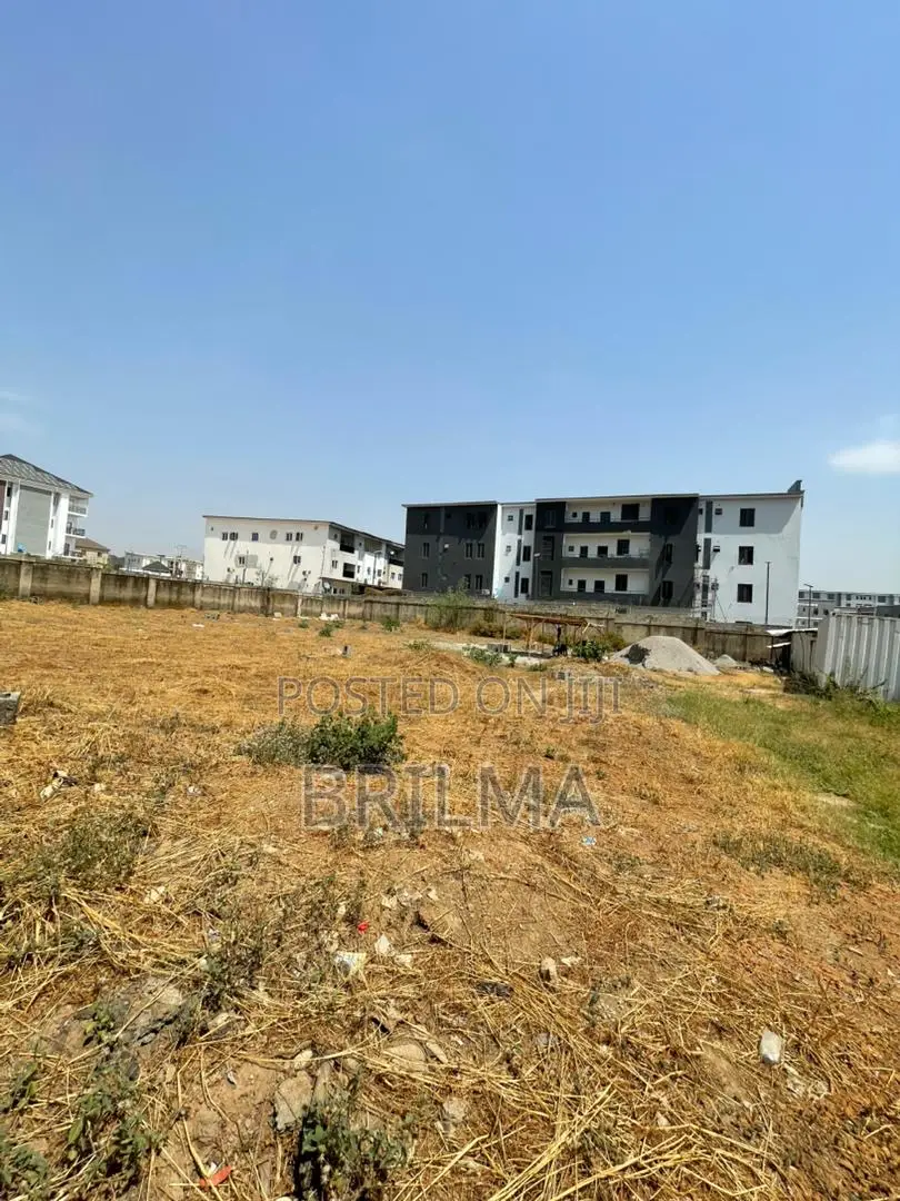 1800 SQM Residential Land in Jahi