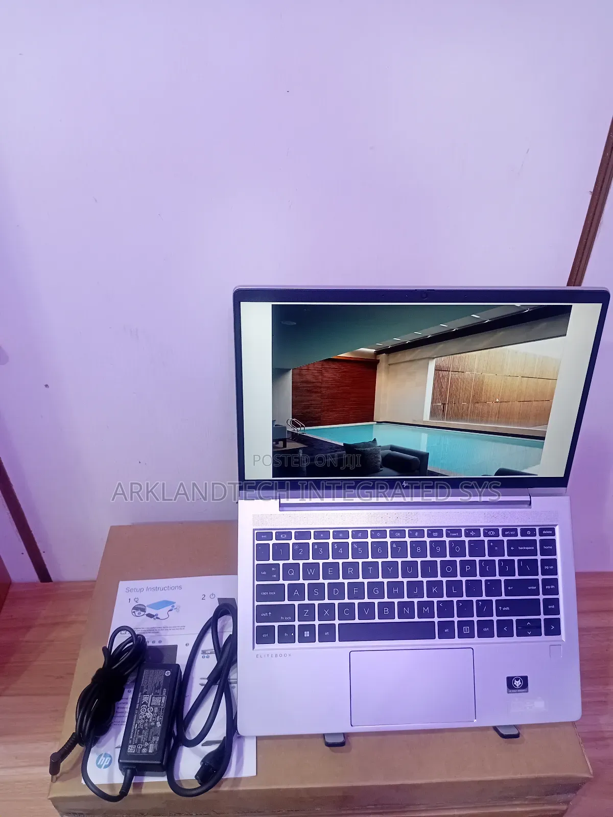 New Laptop HP 255 G5 16GB AMD Ryzen 5 SSD 256GB