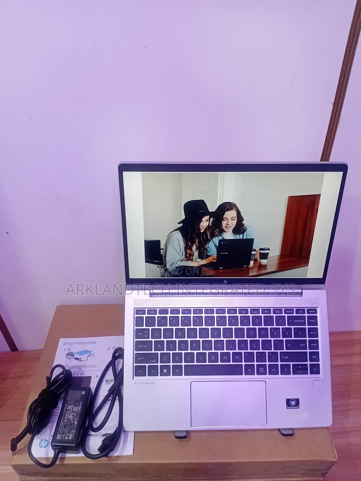 New Laptop HP 340s 16GB AMD Ryzen 5 SSD 512GB