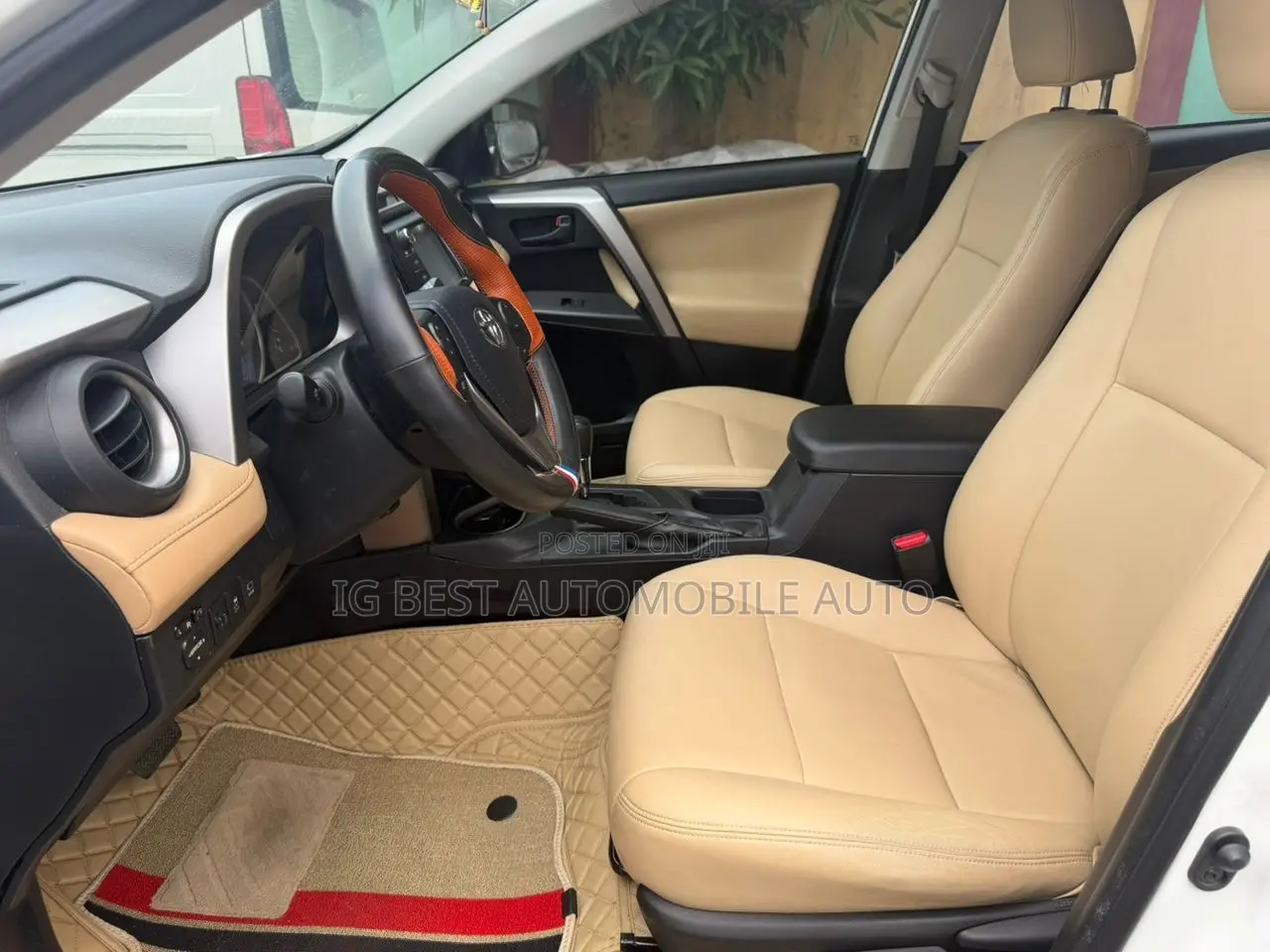 Toyota RAV4 Limited AWD (2.5L 4cyl 6A) 2017 White