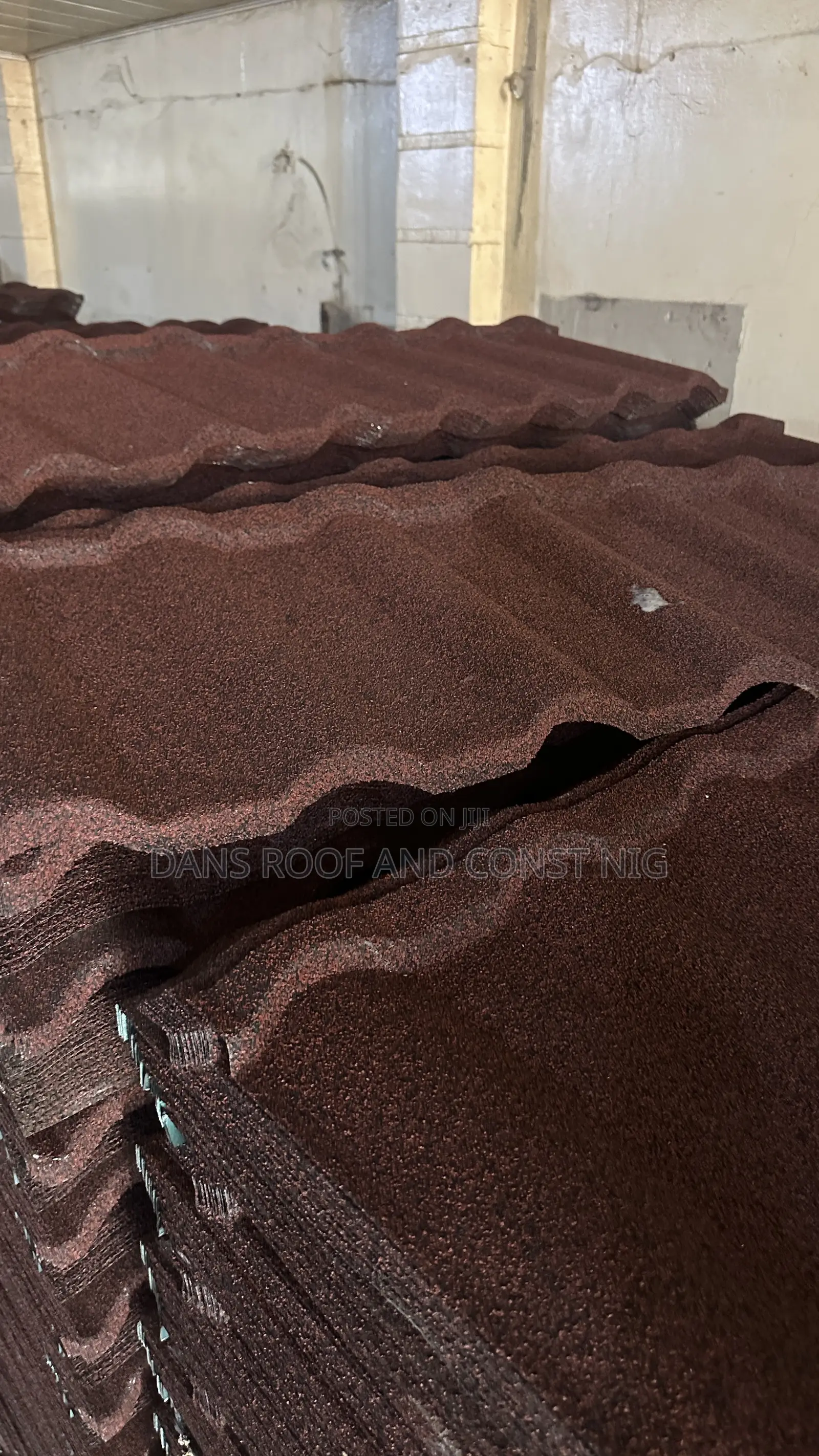 Red Spotted Black Milano Plain