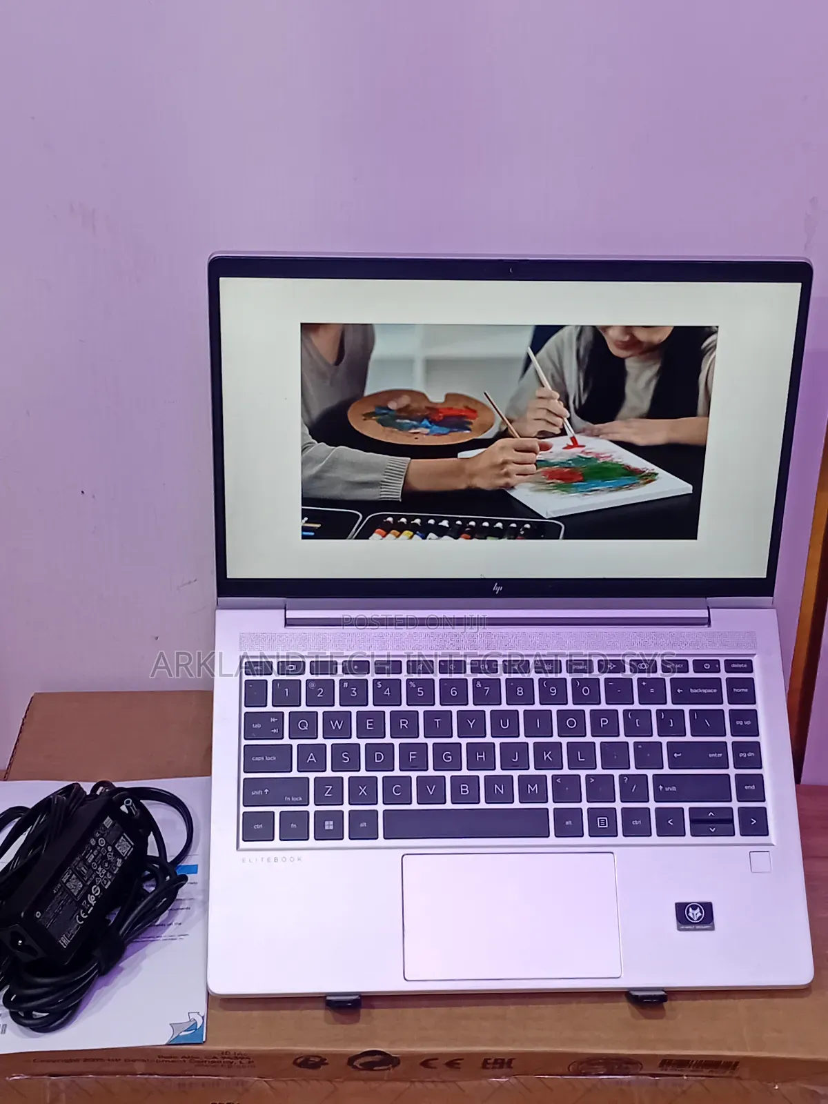New Laptop HP 430 16GB AMD Ryzen 5 SSD 256GB